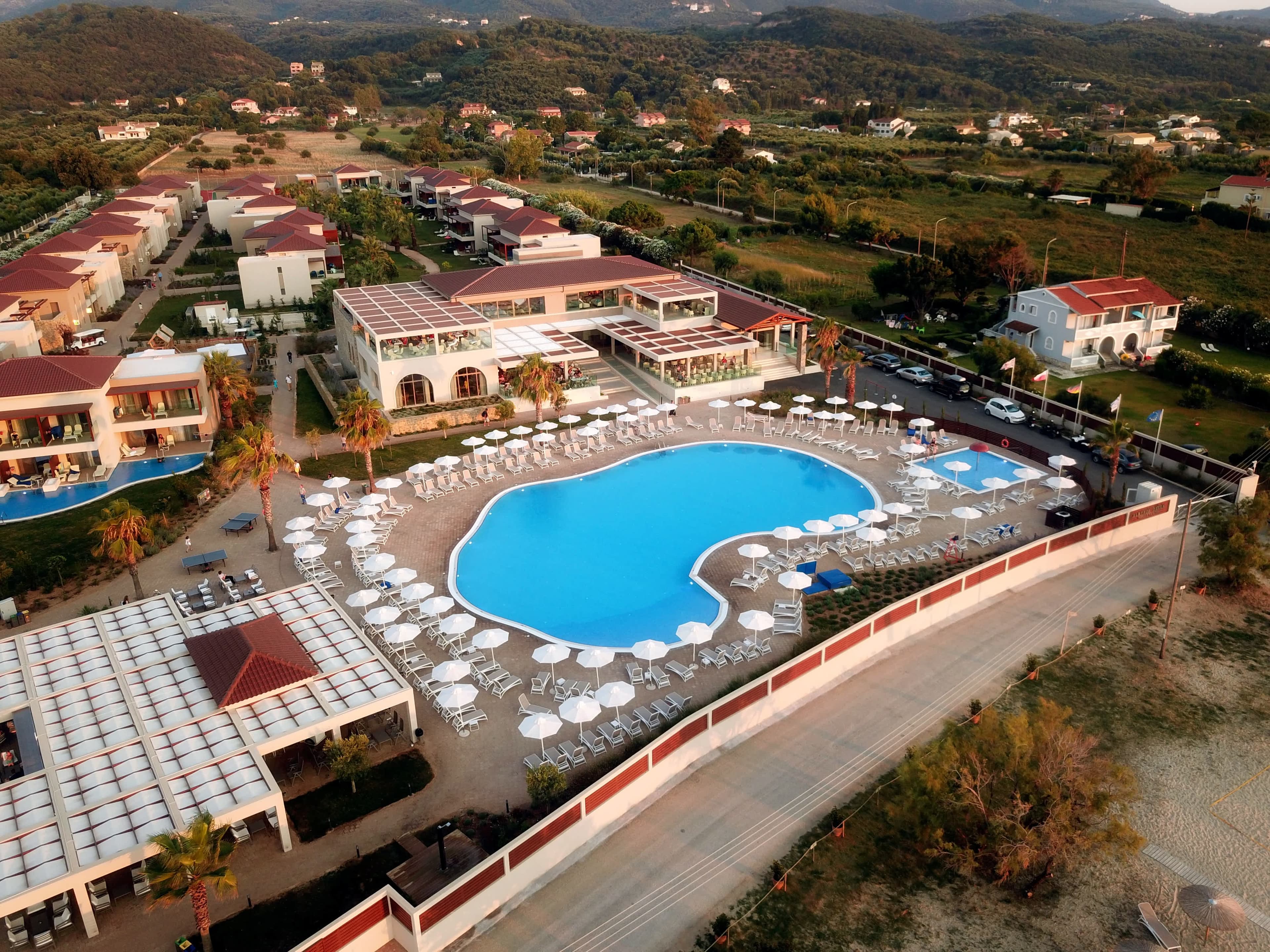 Almyros Beach Resort & Spa Ansicht 2