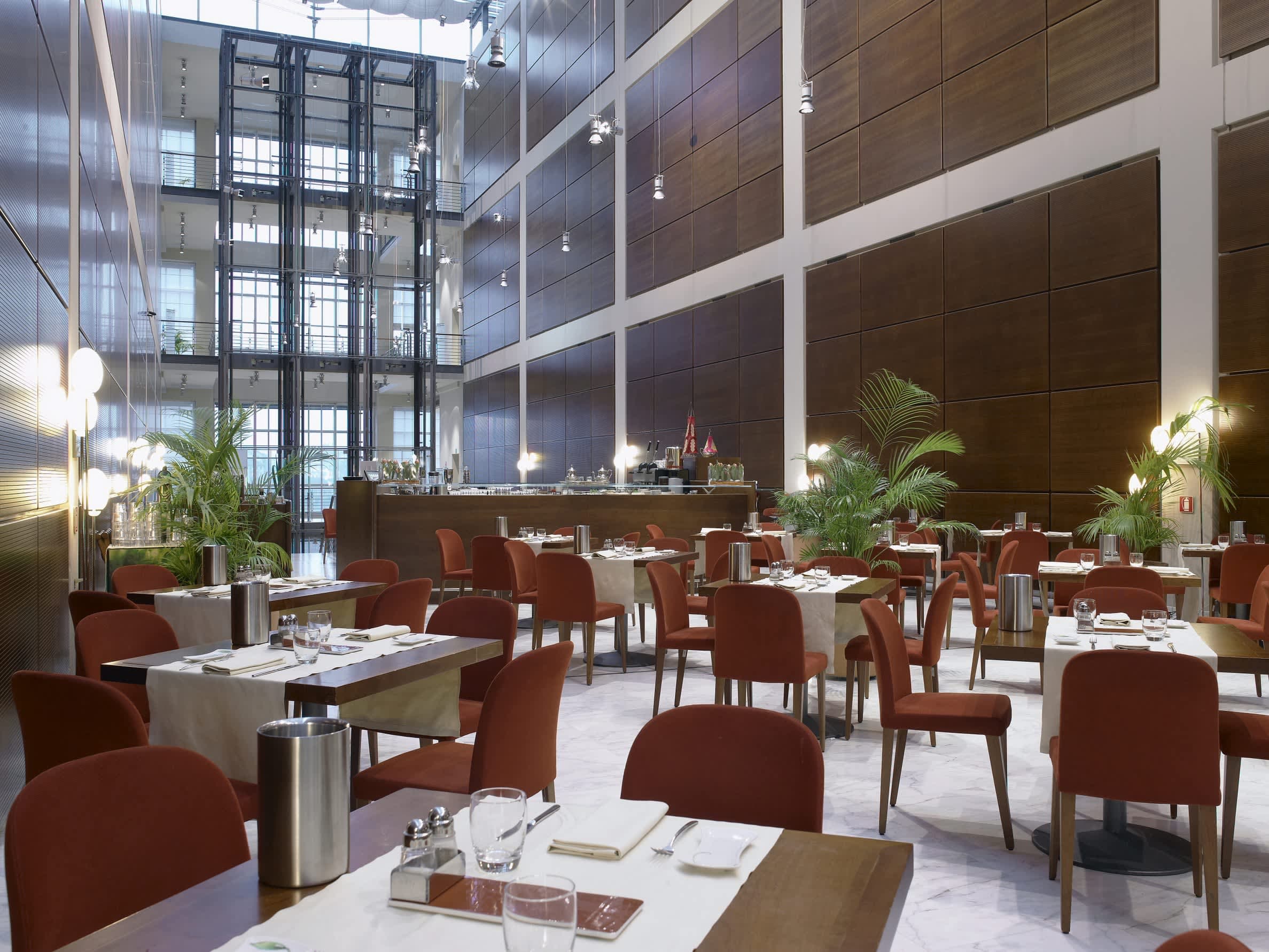 DoubleTree by Hilton Turin Lingotto Ansicht 9