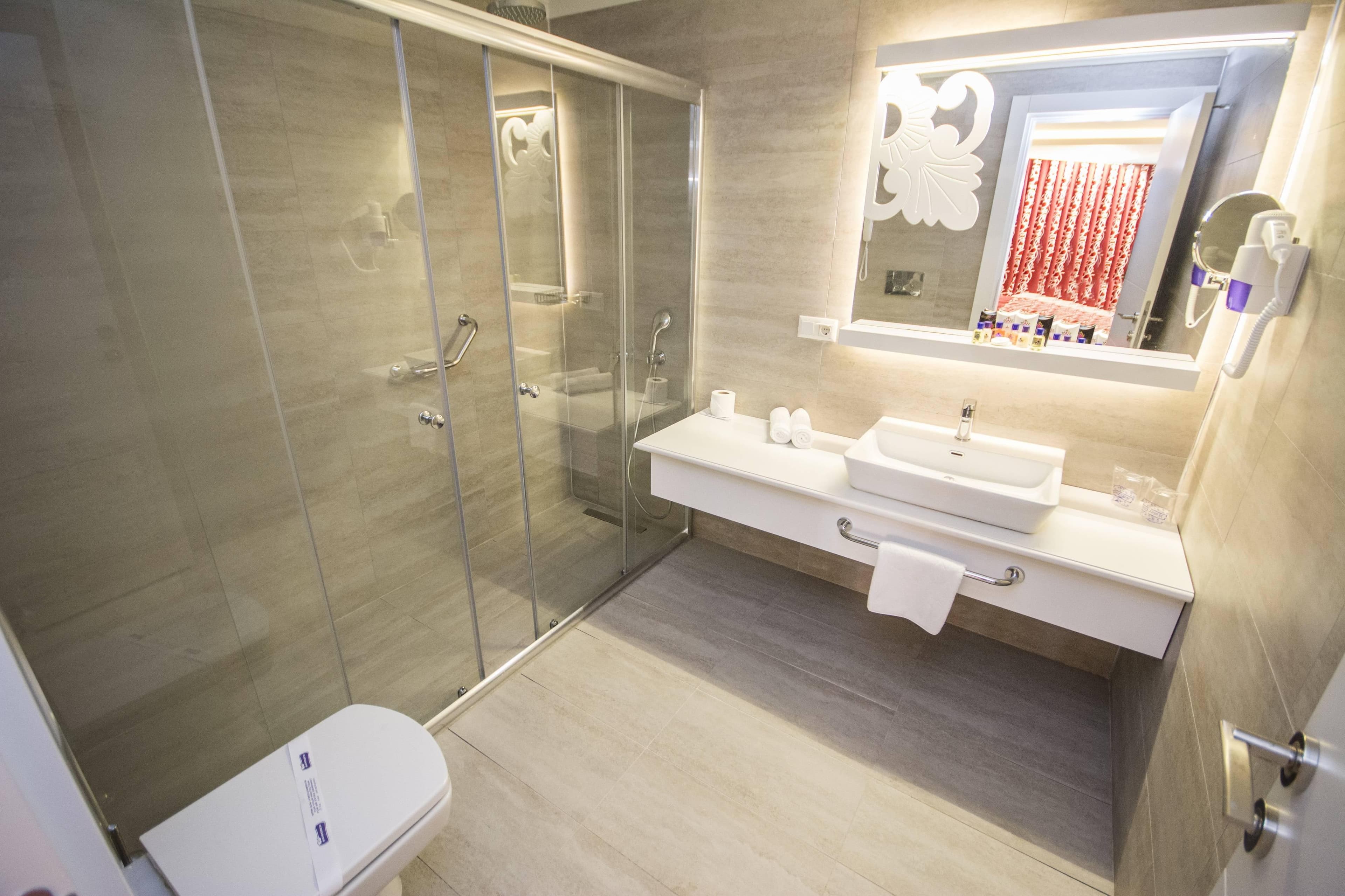 Laguna Beach Alya Resort & Spa Hotel Ansicht 6