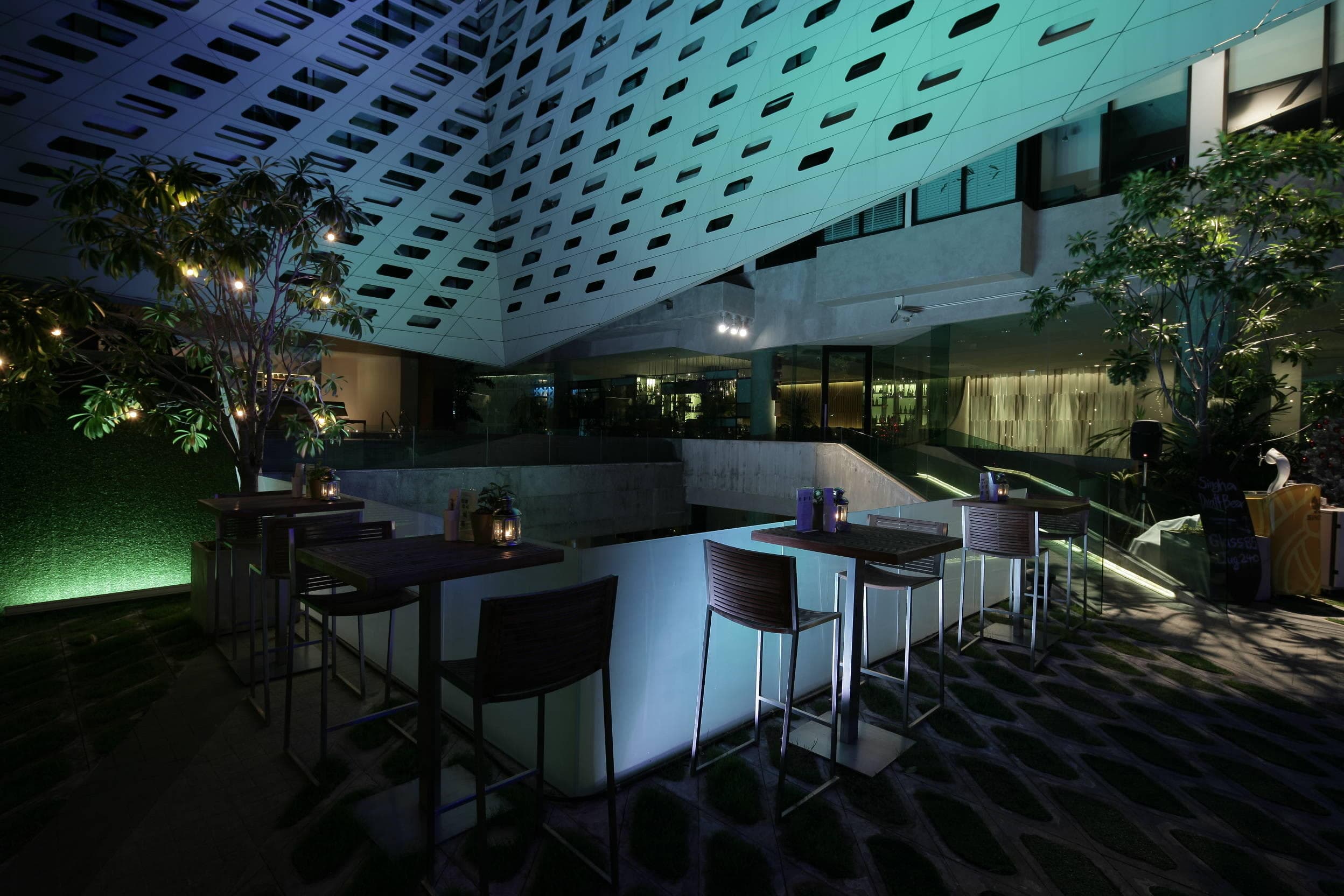 LiT BANGKOK Hotel Ansicht 9