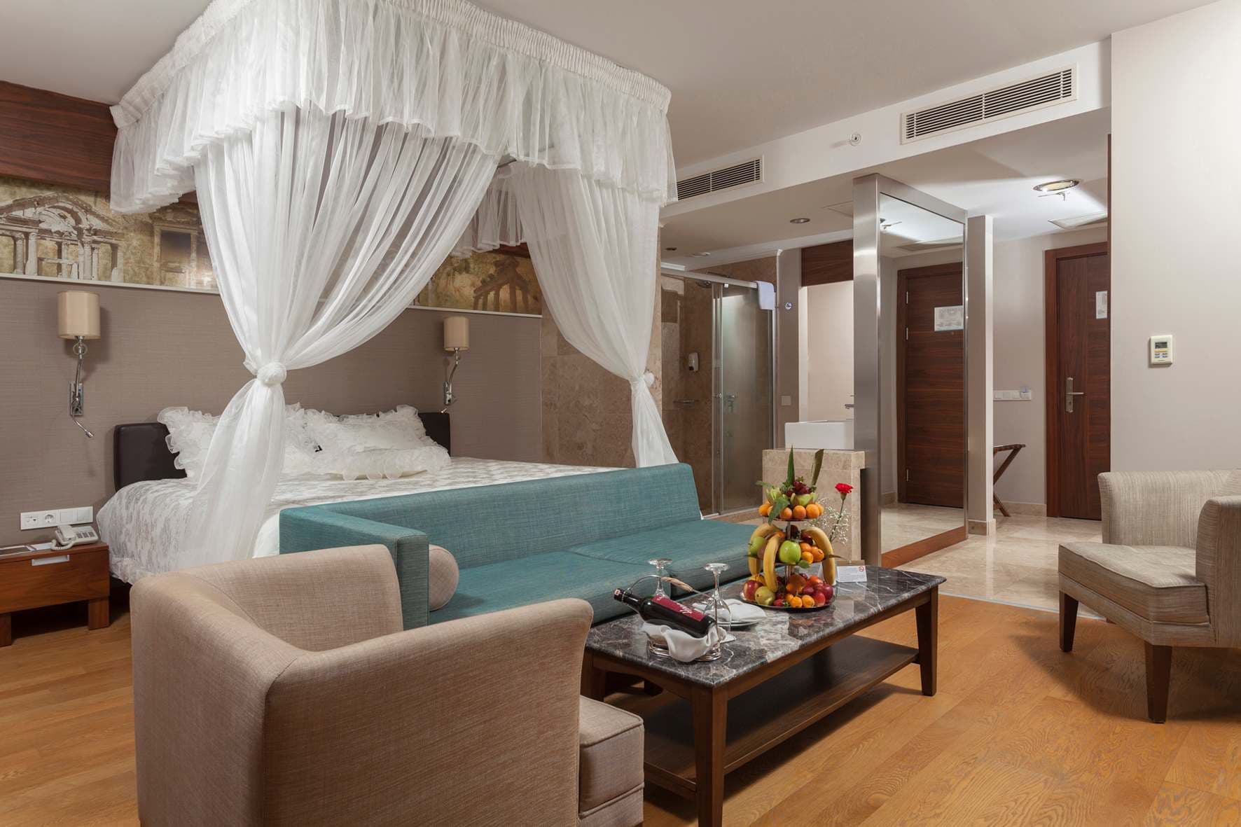 Commodore Elite Suites & Spa - Adults only Ansicht 4