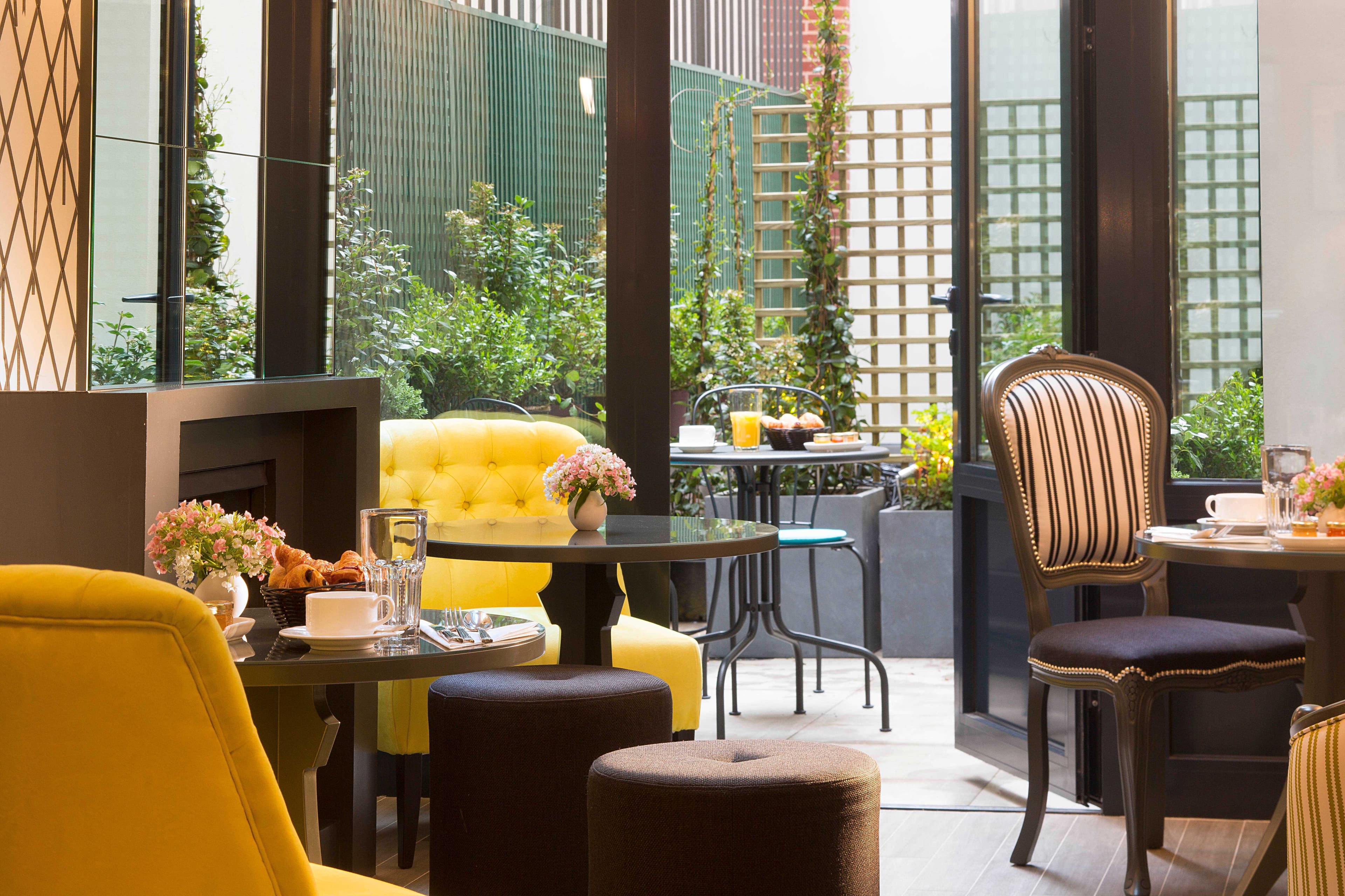 Les Plumes Hotel