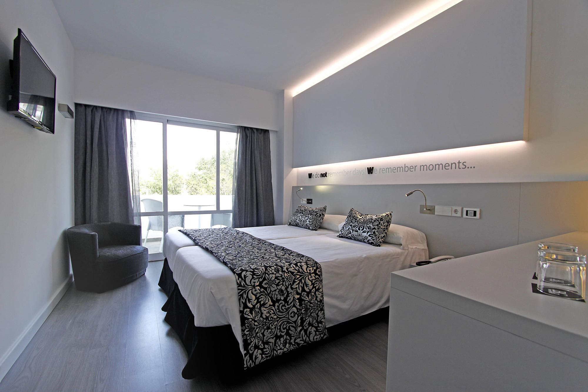 BG Hotel Pamplona Ansicht 5