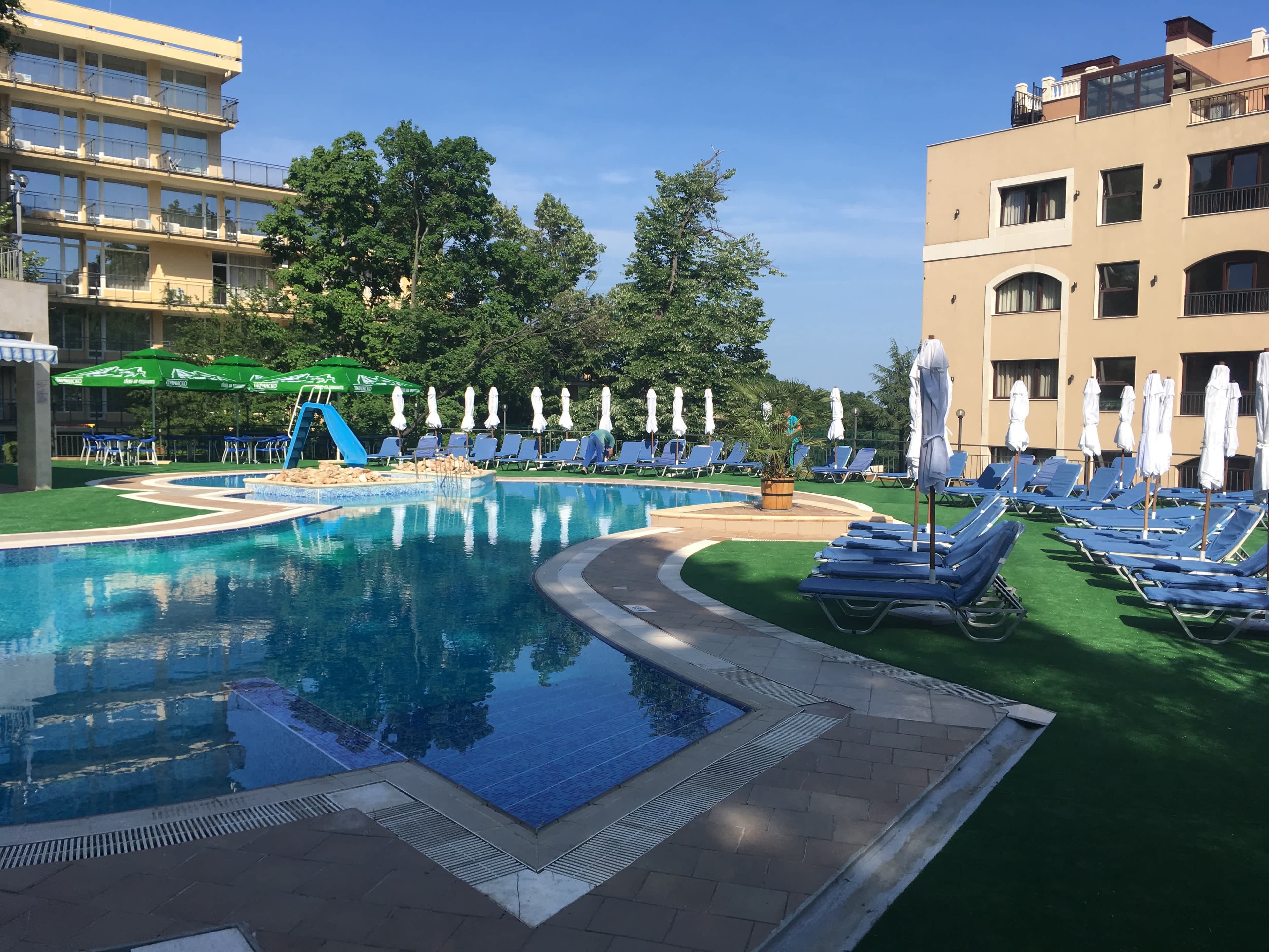 Hotel Holiday Park Ansicht 8