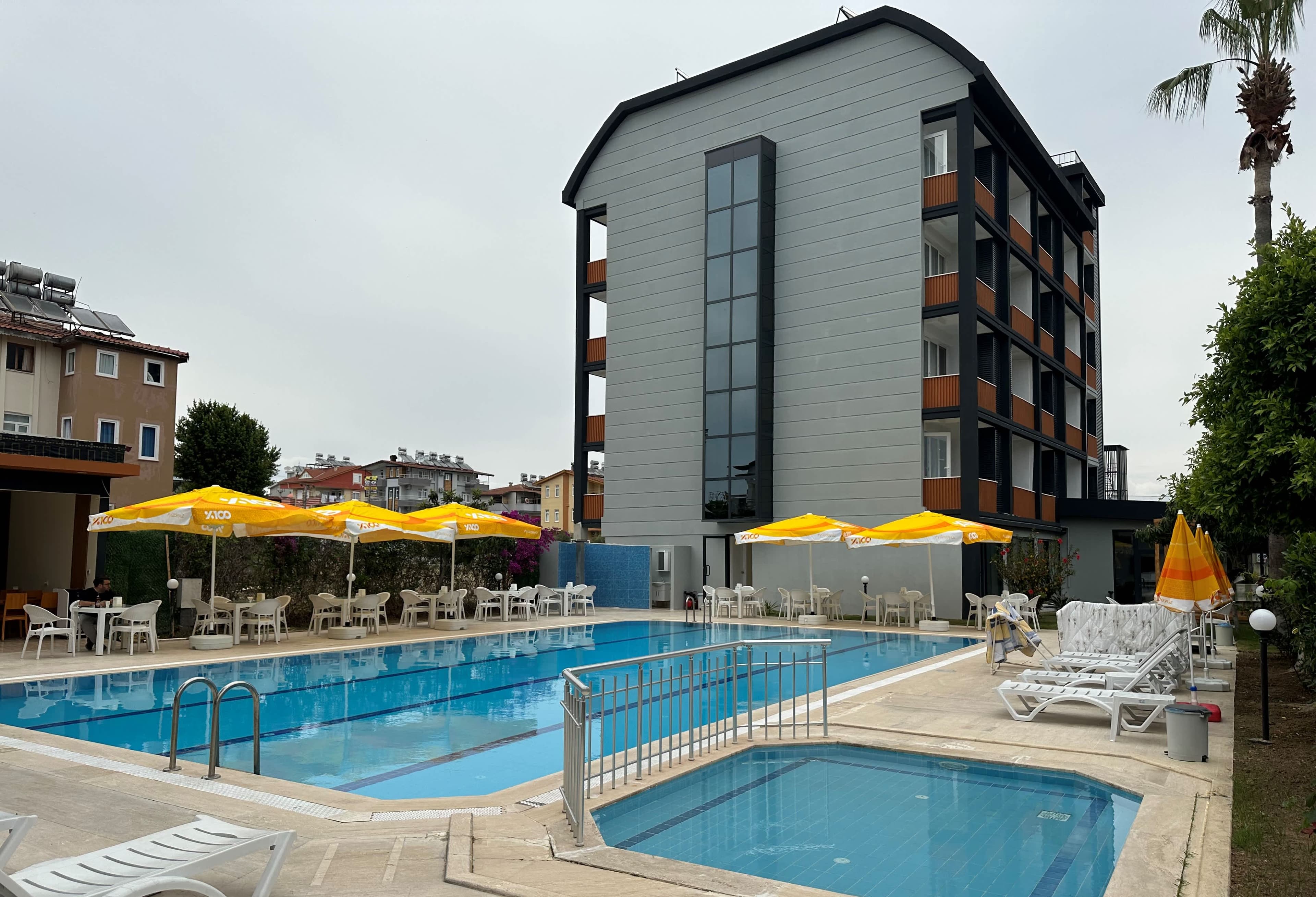 Bellissima Hotel Ansicht 2