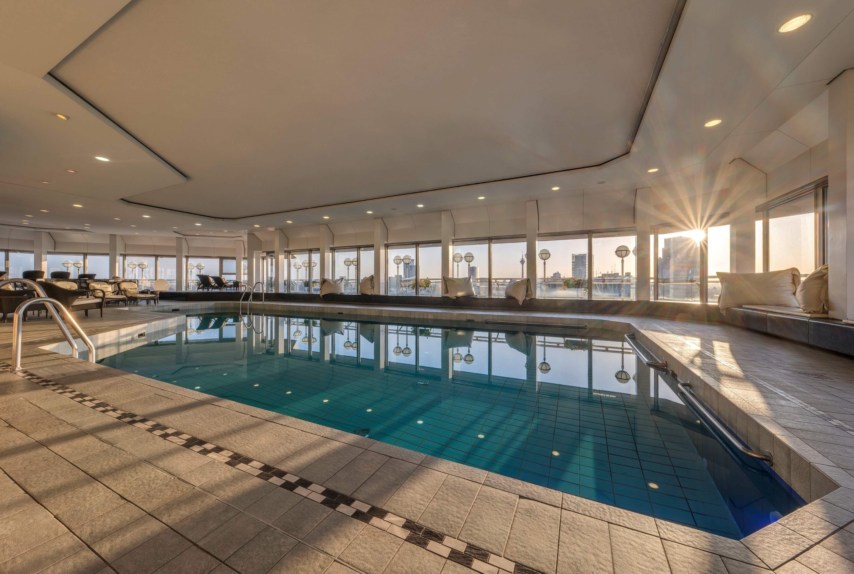 Clayton Hotel Düsseldorf City Centre Ansicht 6