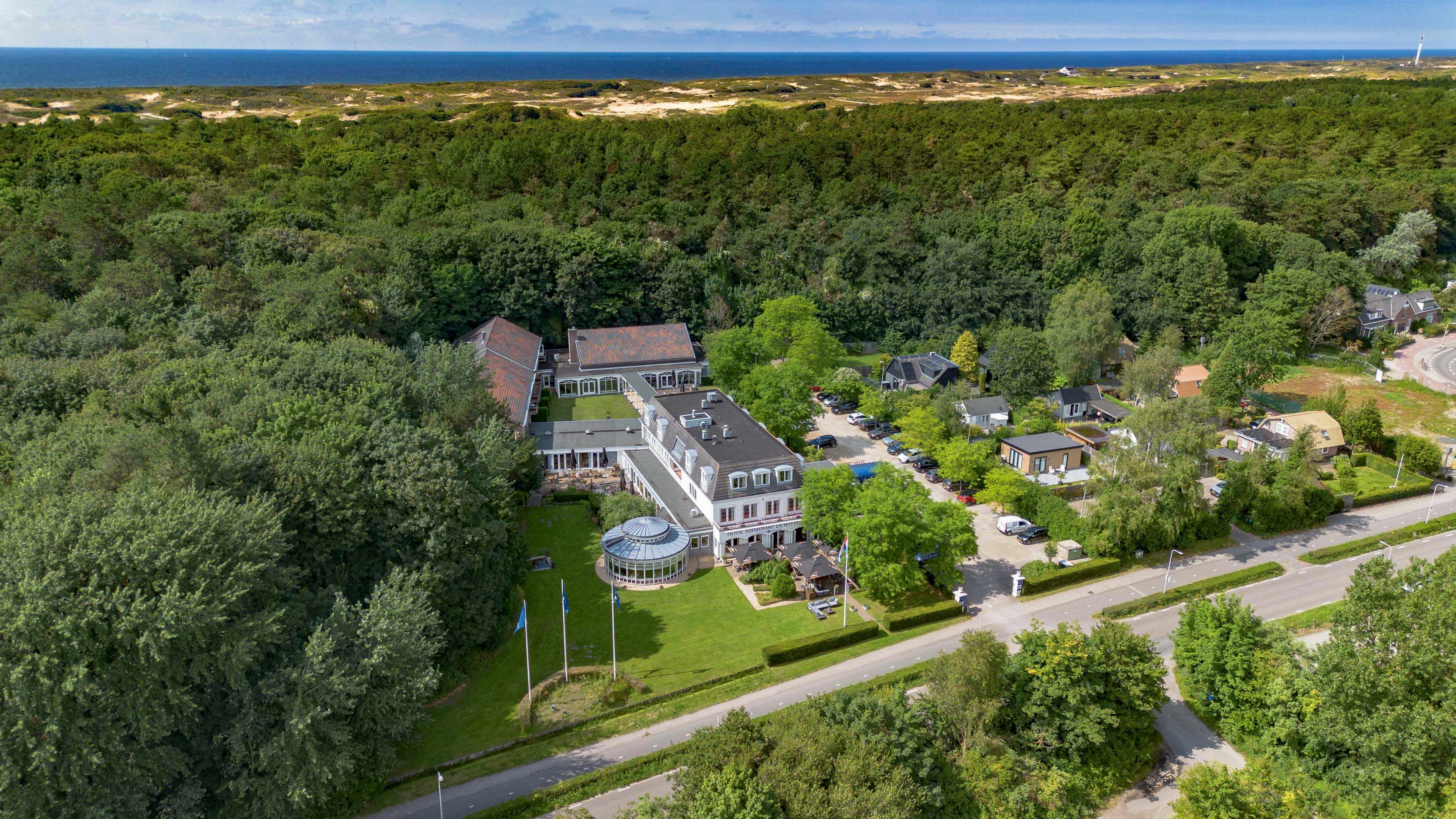 Fletcher Hotel-Restaurant De Witte Raaf Ansicht 3