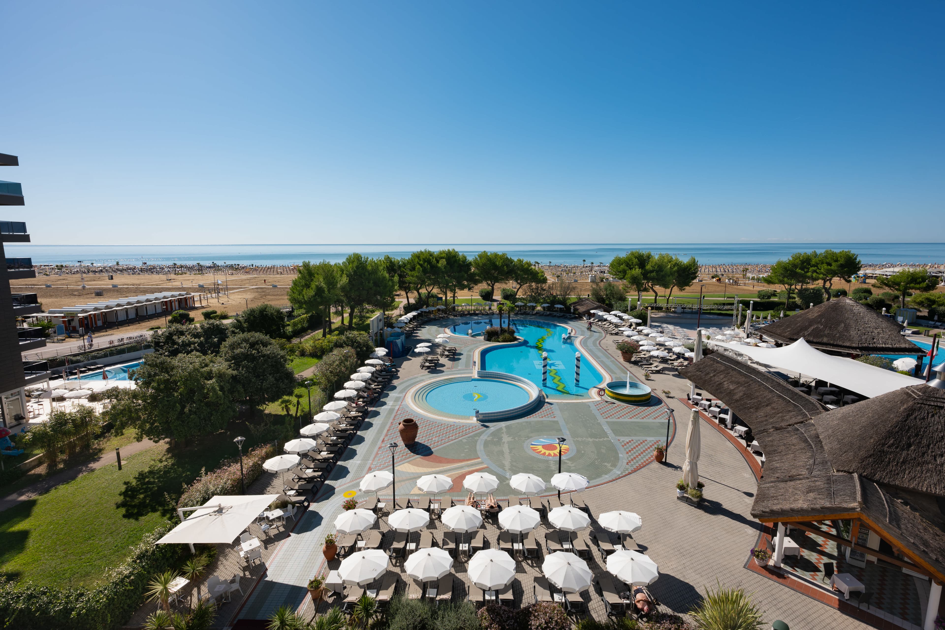 Aparthotel Holiday Ansicht 9