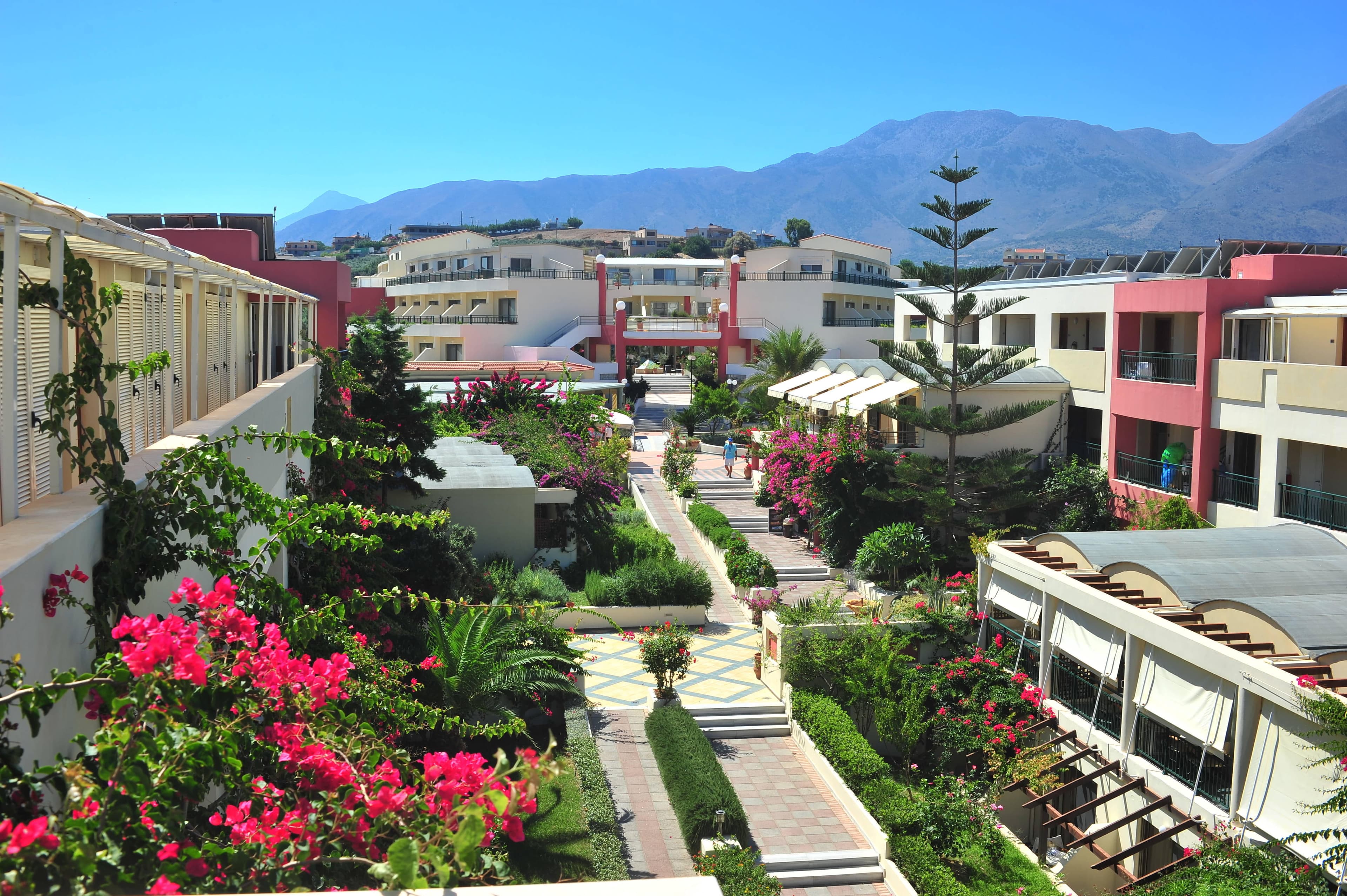 Hydramis Palace Beach Resort Ansicht 2