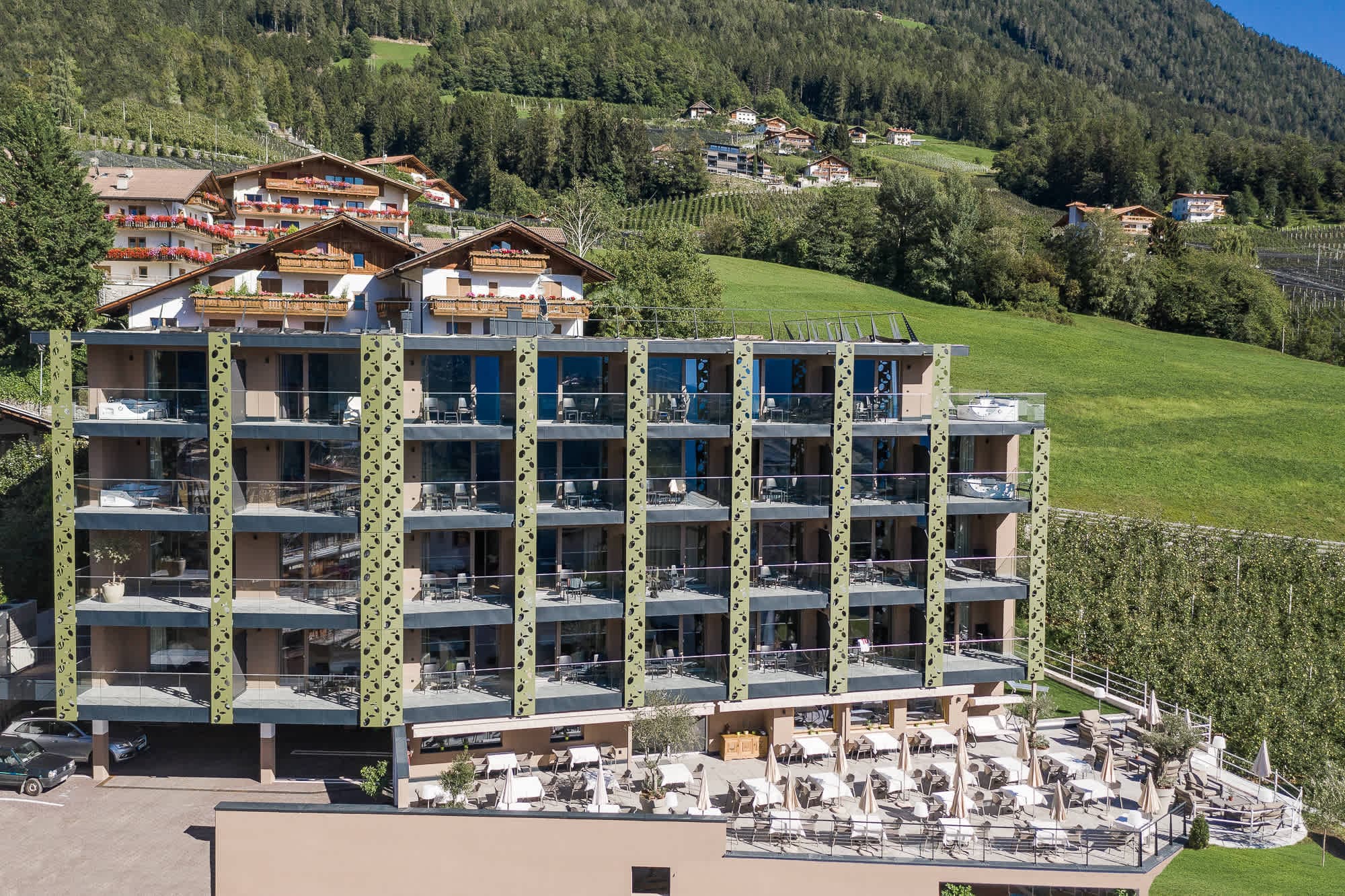 Oliven- & Genusshotel Hirzer