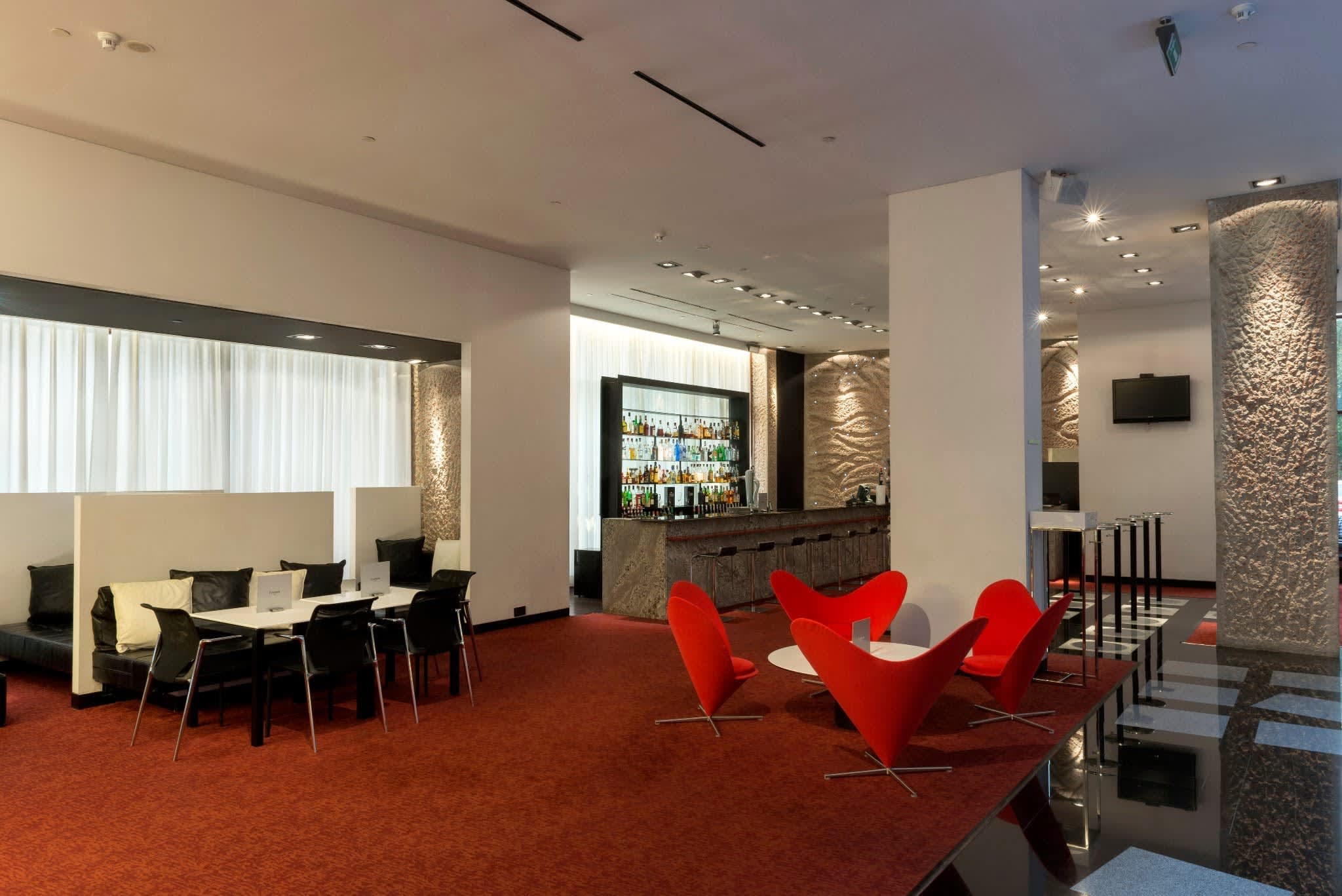 Hilton Madrid Airport Ansicht 8