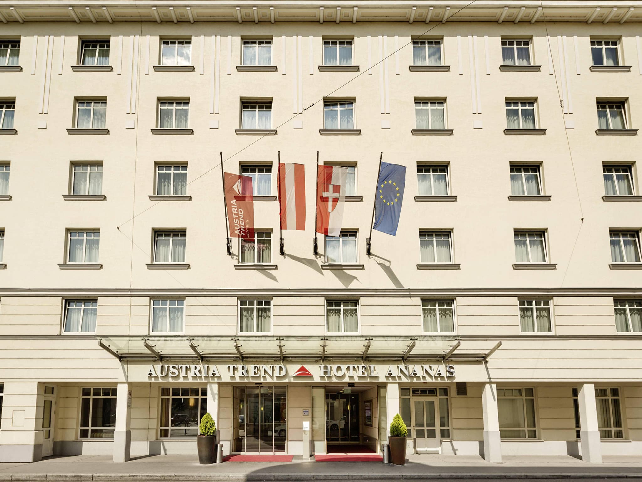 Austria Trend Hotel Ananas Ansicht 3