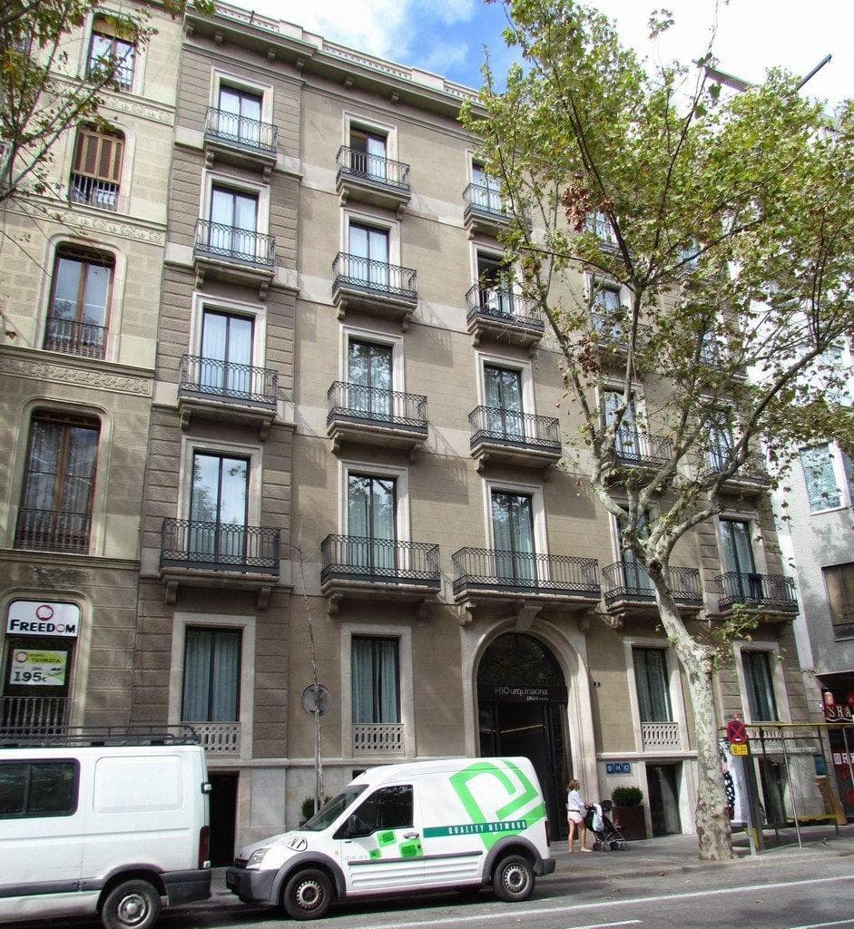 H10 Urquinaona Plaza Ansicht 2