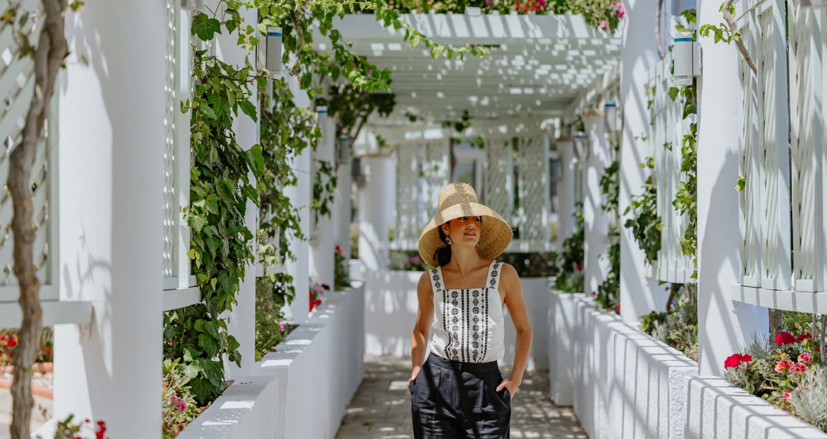 The Golden Coast Beach Hotel Ansicht 10