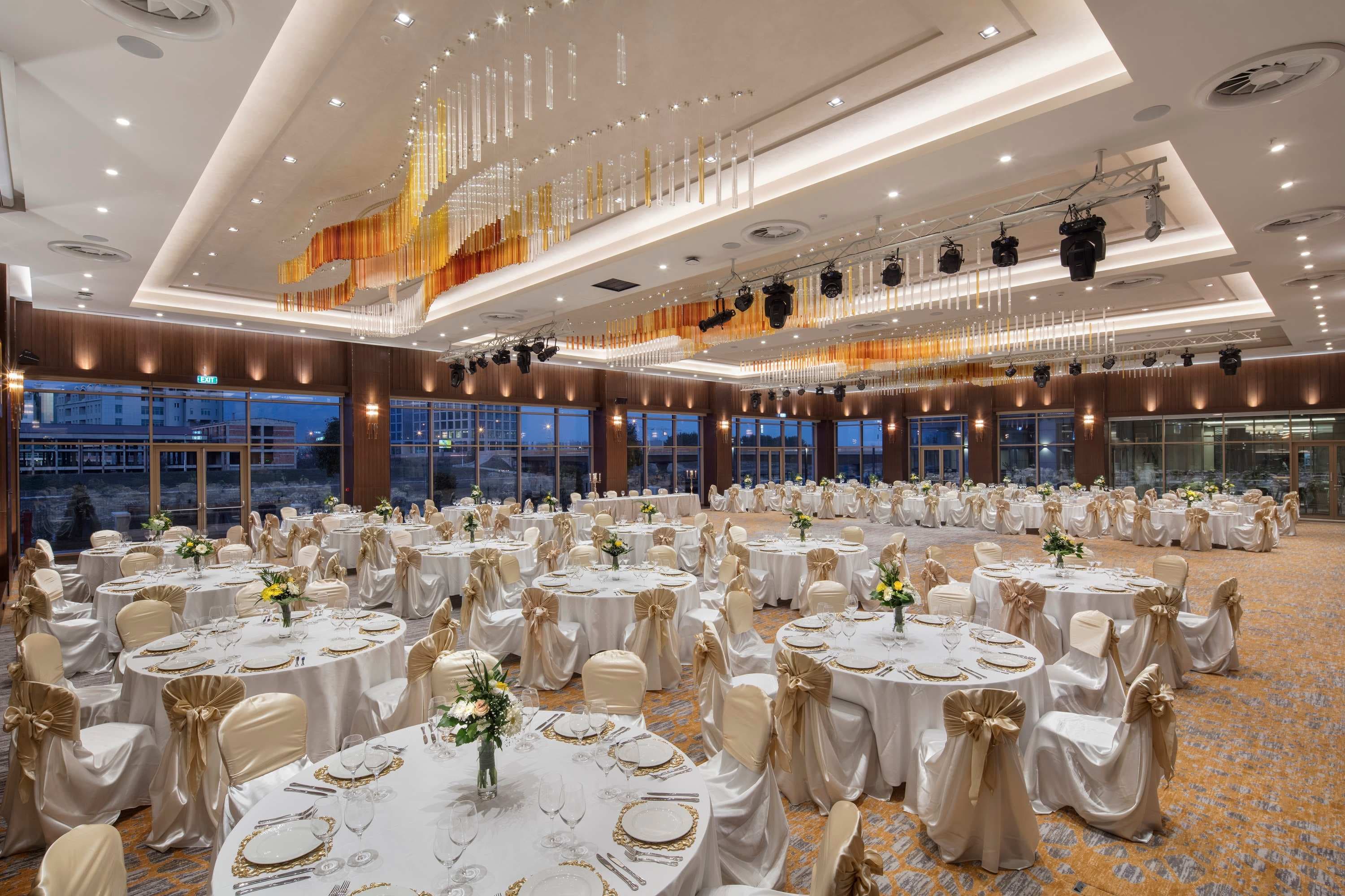 DoubleTree by Hilton Skopje Ansicht 9