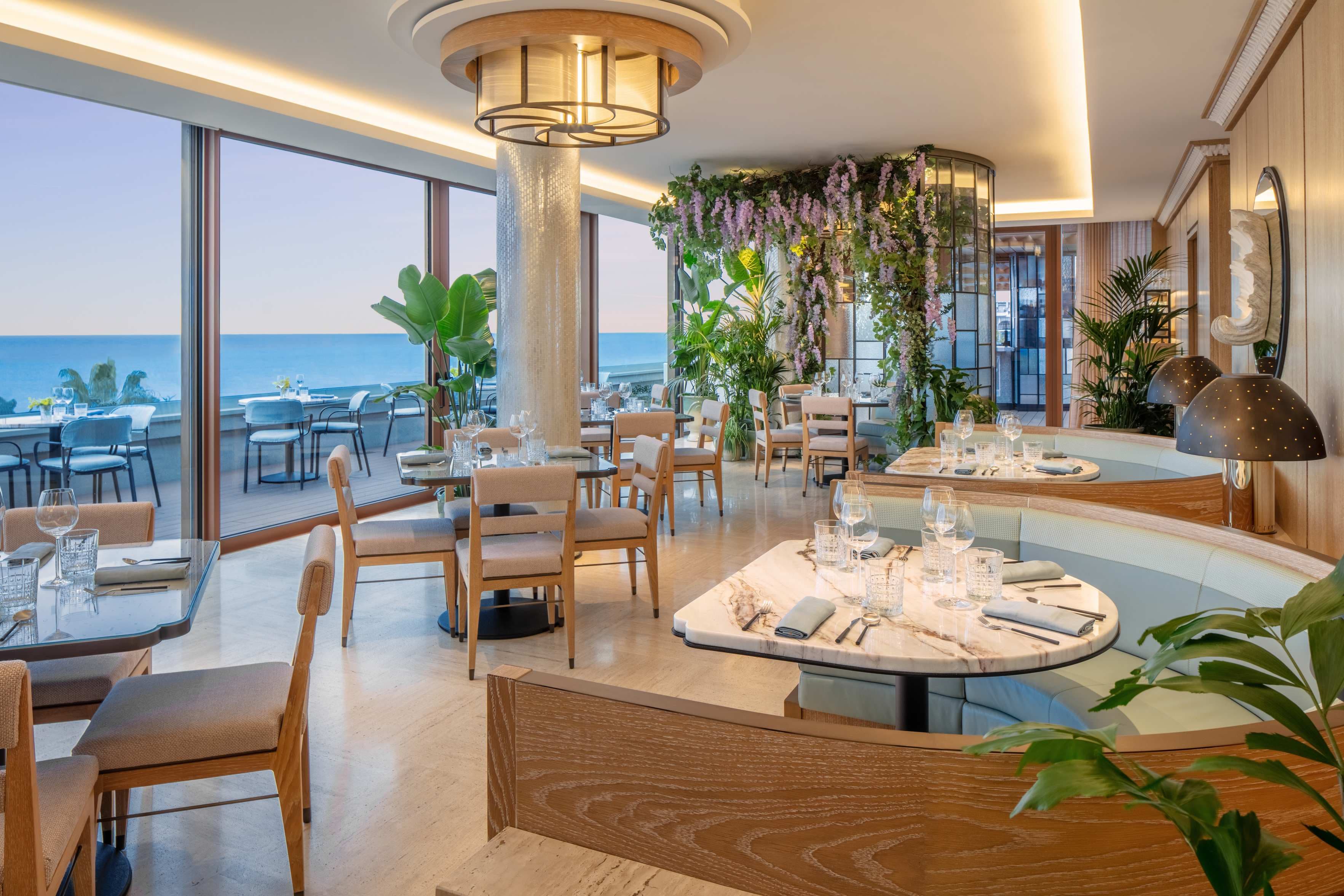 Anantara Plaza Nice Hotel - A Leading Hotel of the World Ansicht 9