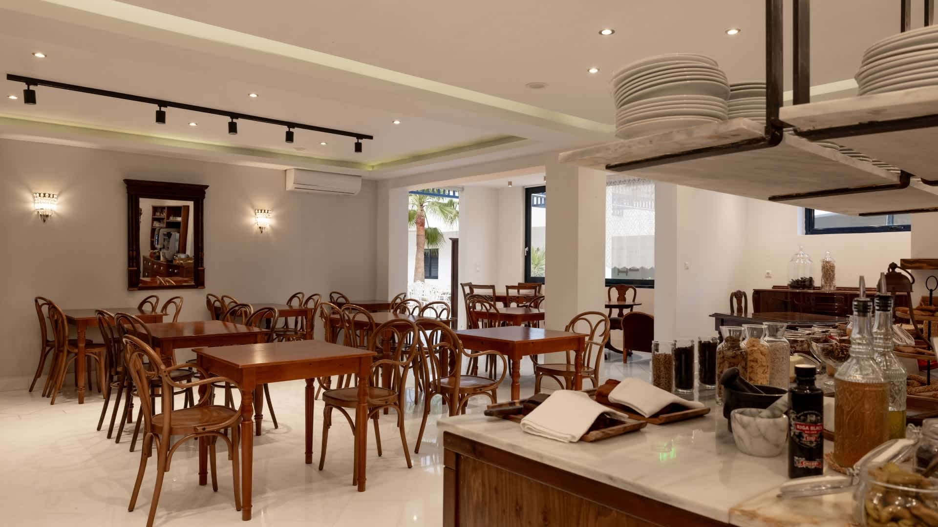 Nami Hotel & Suites Ansicht 10