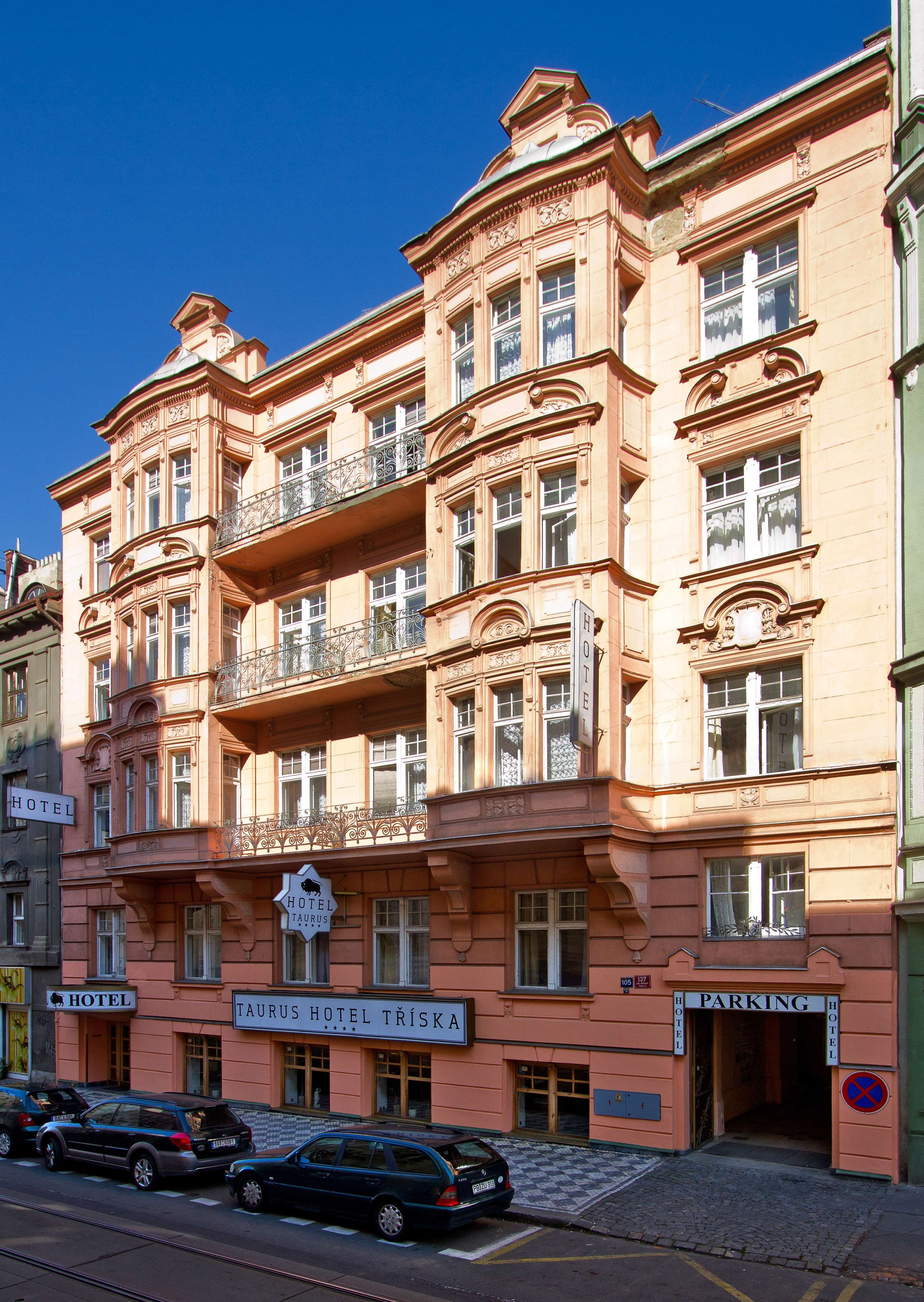 Hotel Taurus Ansicht 2