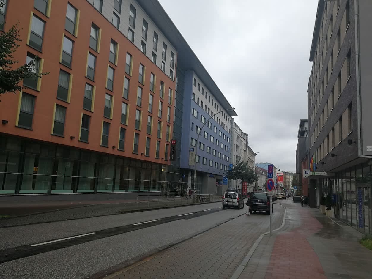 ibis budget Hotel Hamburg St. Pauli Messe neu renoviert Ansicht 3