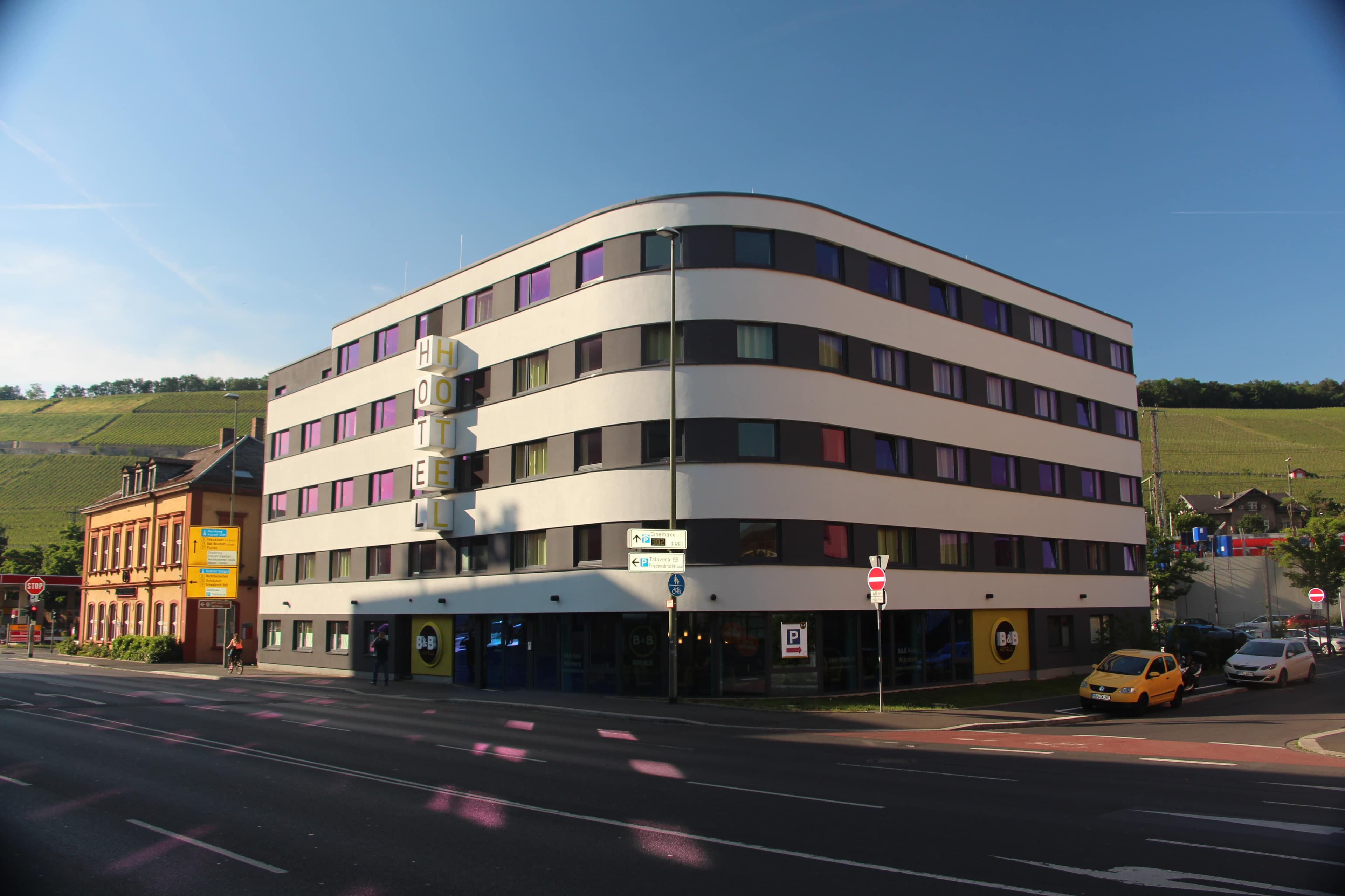 B&B HOTEL Würzburg-City Ansicht 3