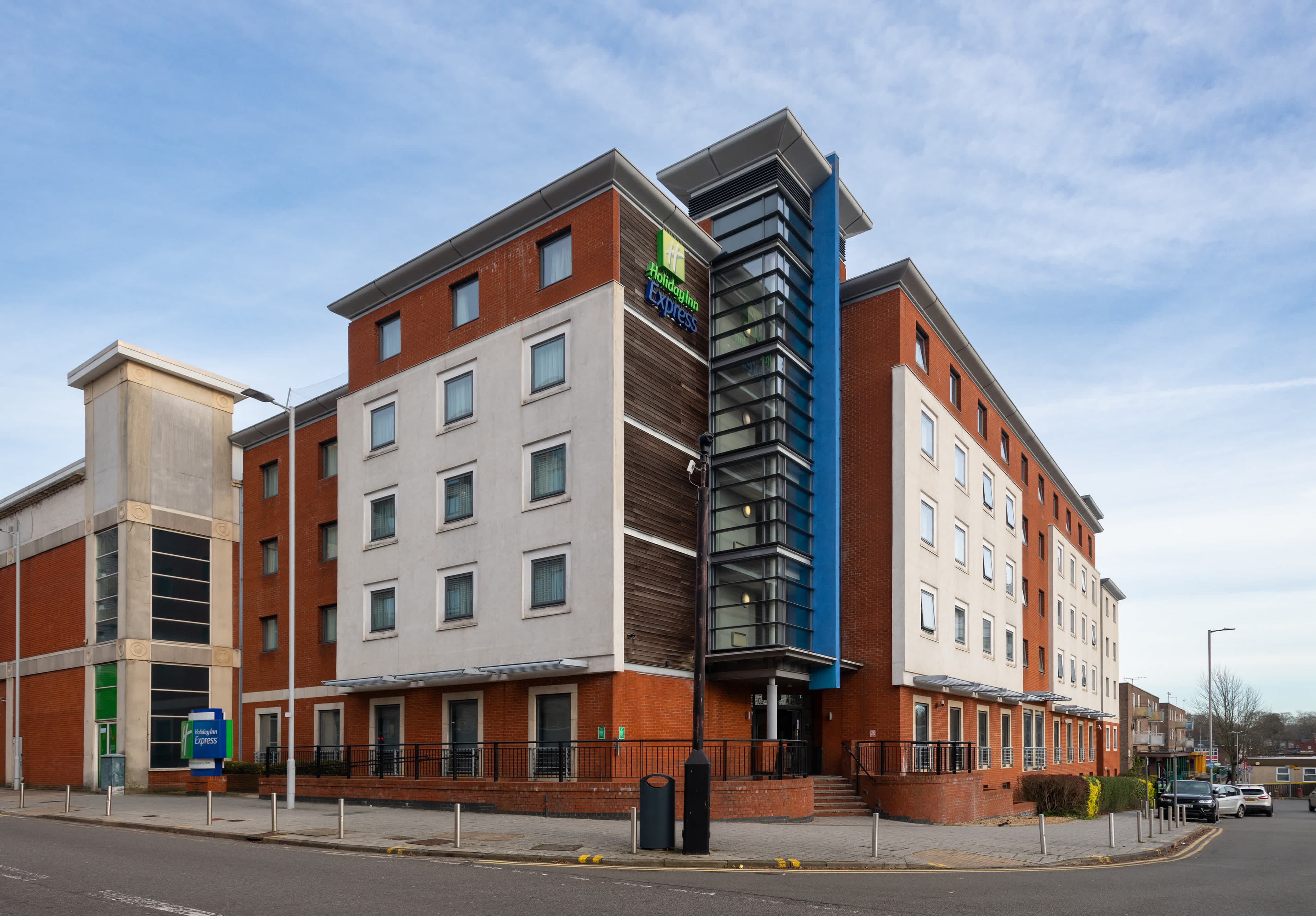 Hotel Holiday Inn Express Stevenage Ansicht 5