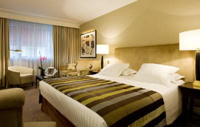 Warwick Paris