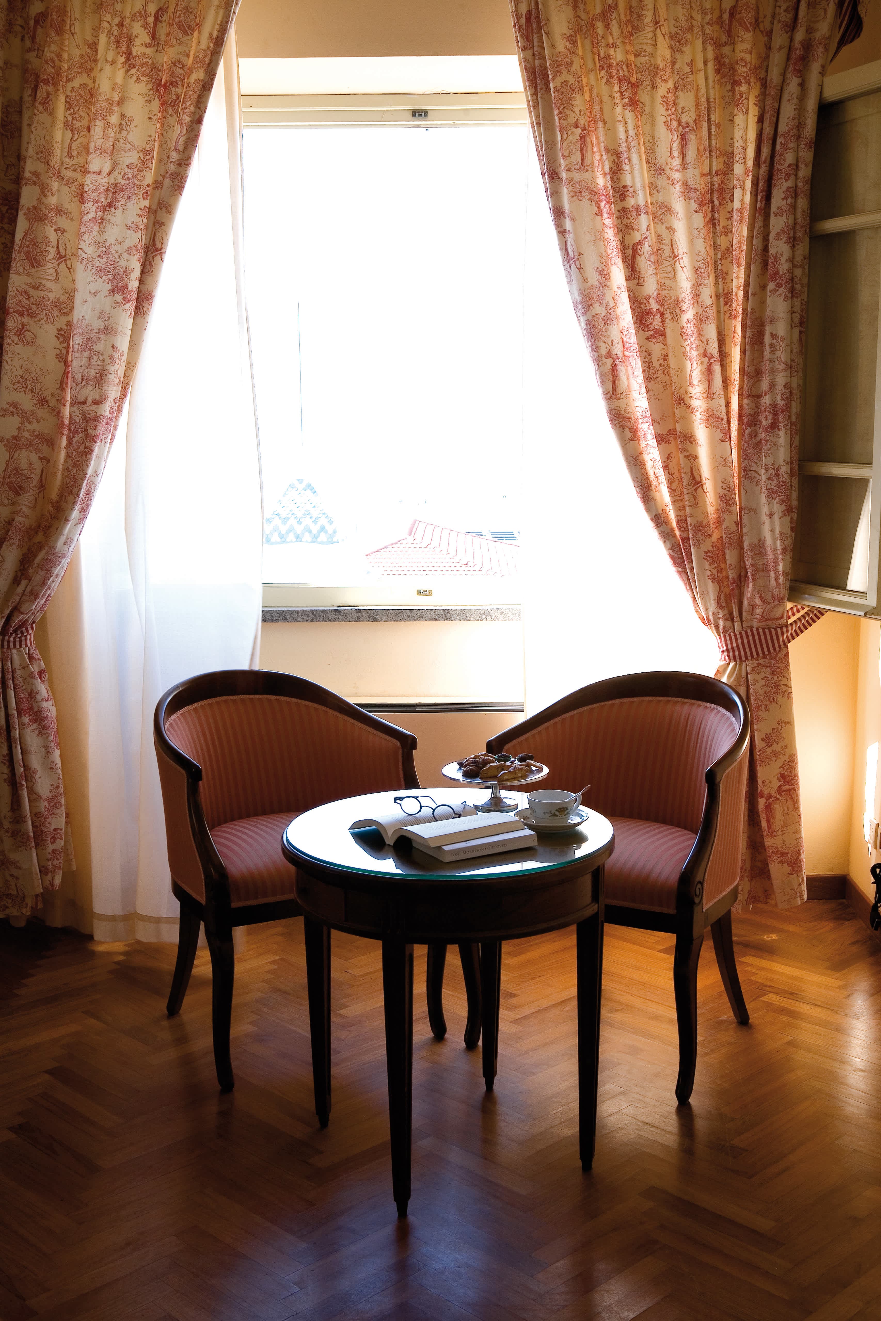 Hotel Plaza E De Russie Ansicht 2