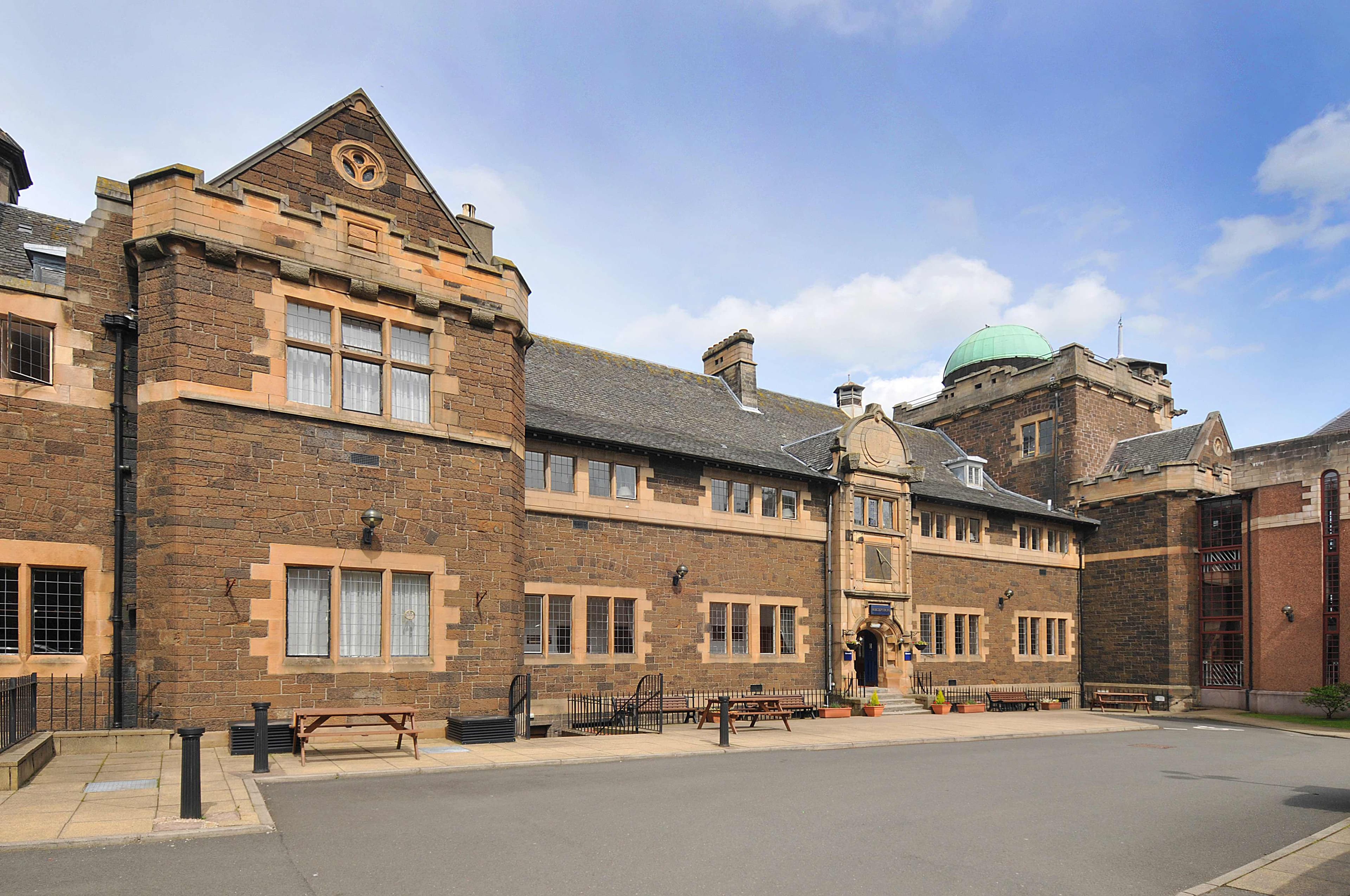 Hotel Stirling Highland