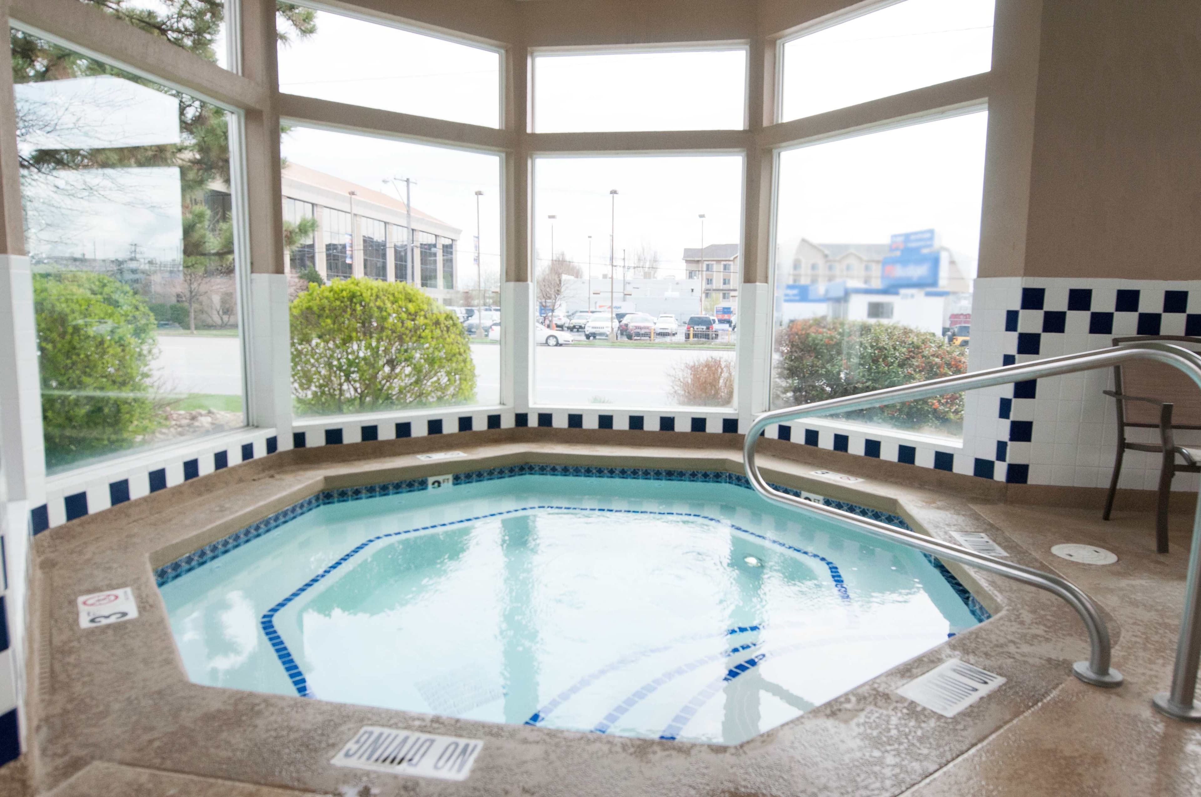 Crystal Inn Hotel & Suites Salt Lake City Ansicht 5