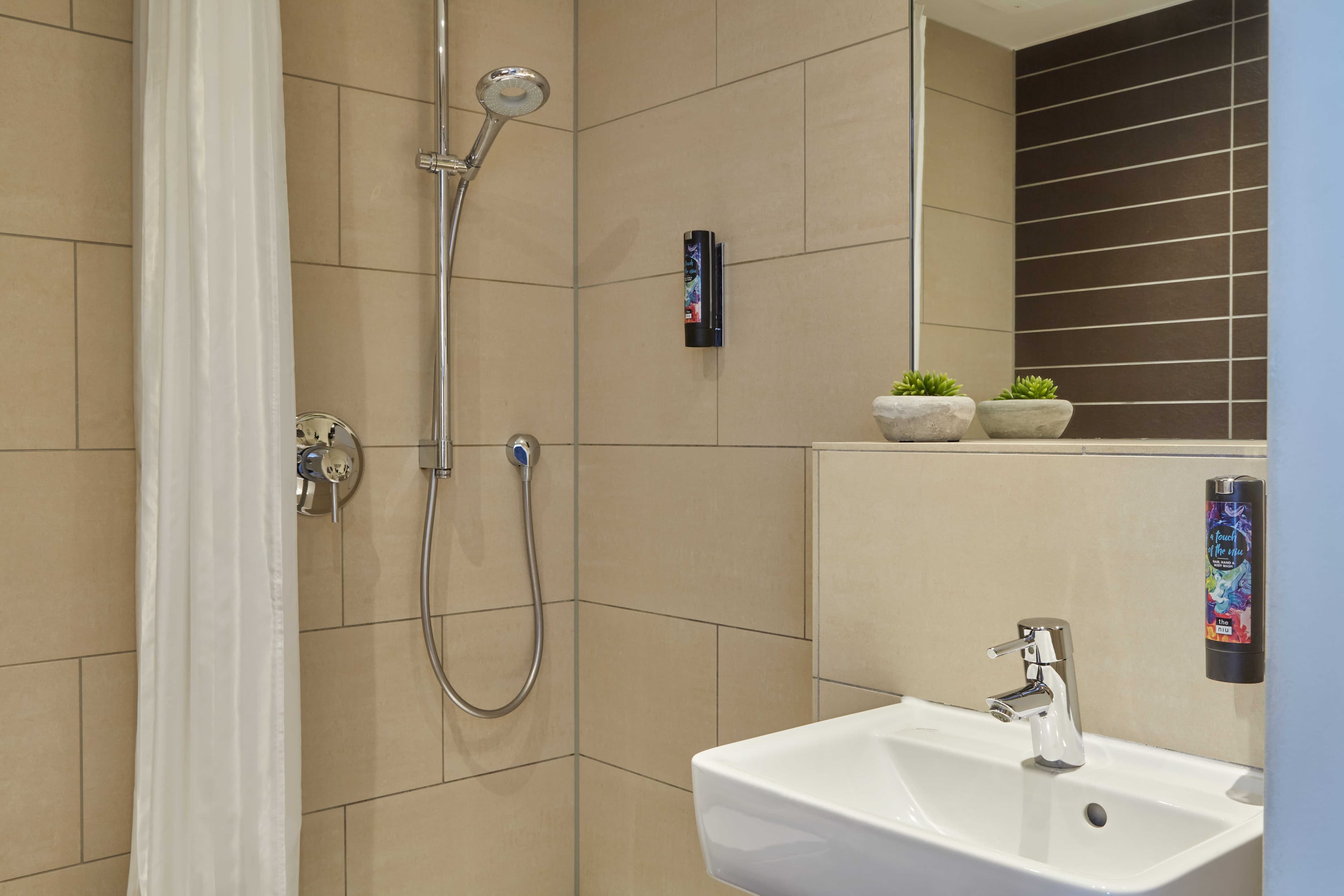 Holiday Inn - the niu, Fusion Hamburg St. Georg Ansicht 6