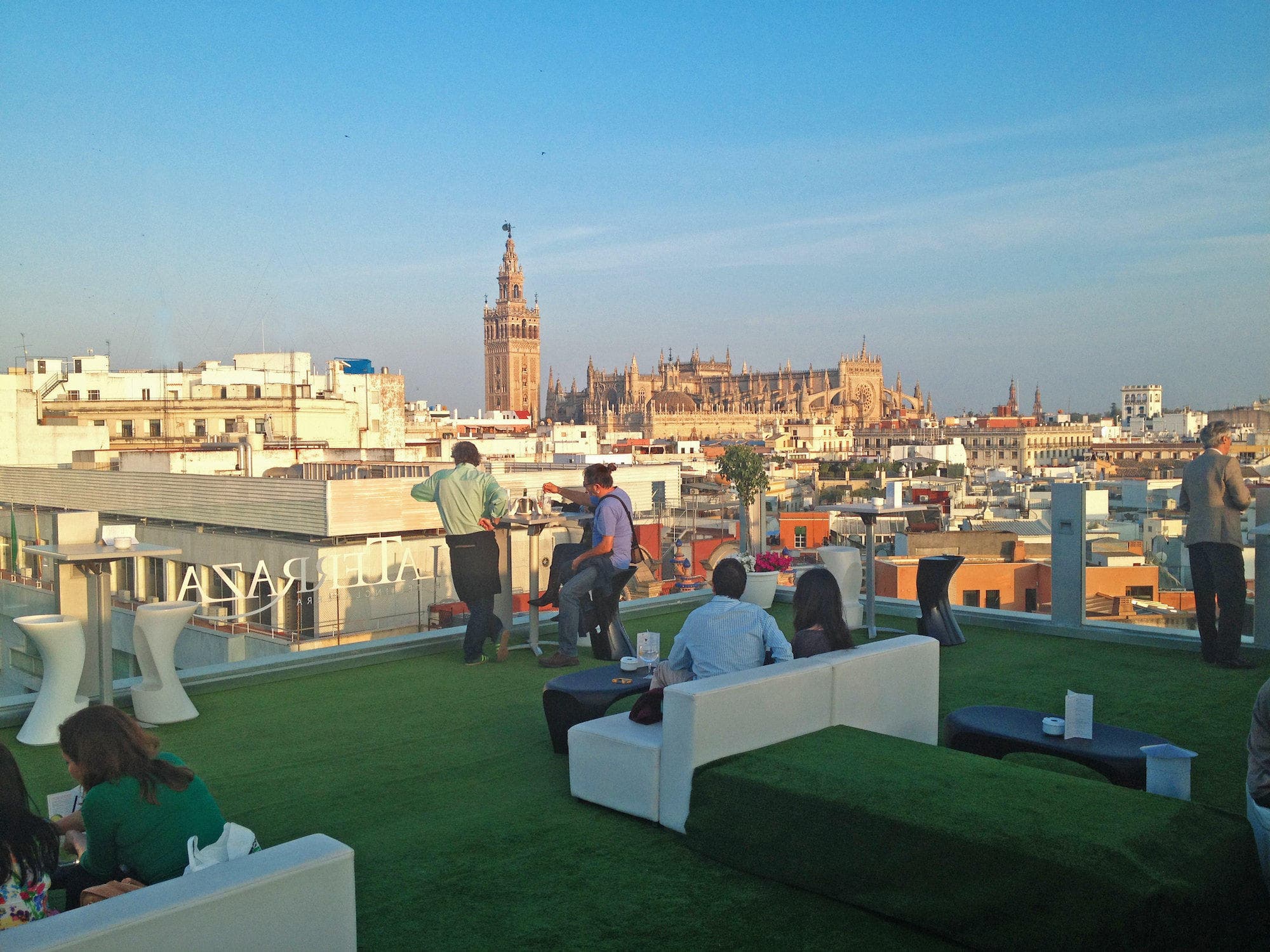 Hotel Inglaterra Ansicht 7