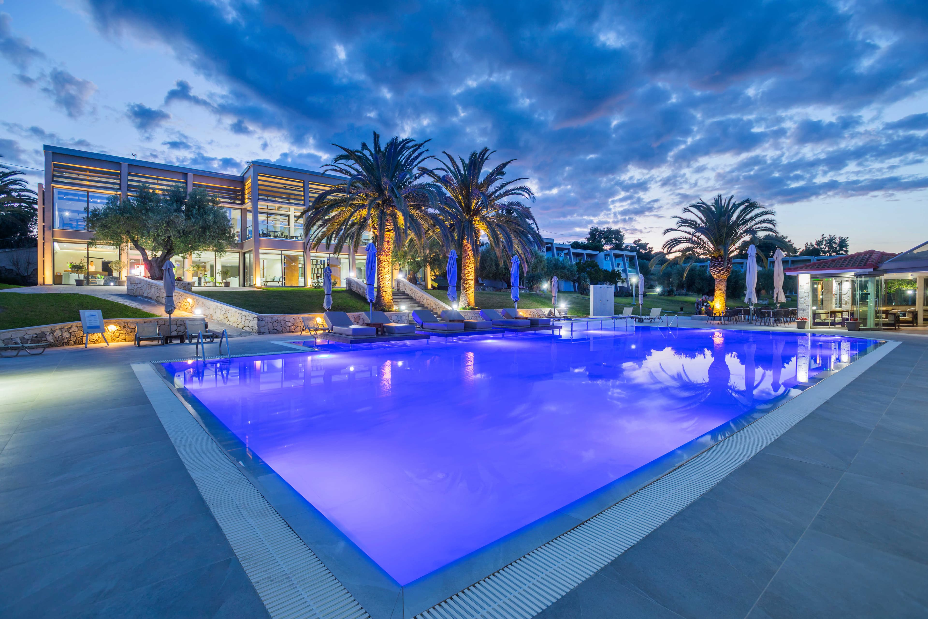 Iris Hotel