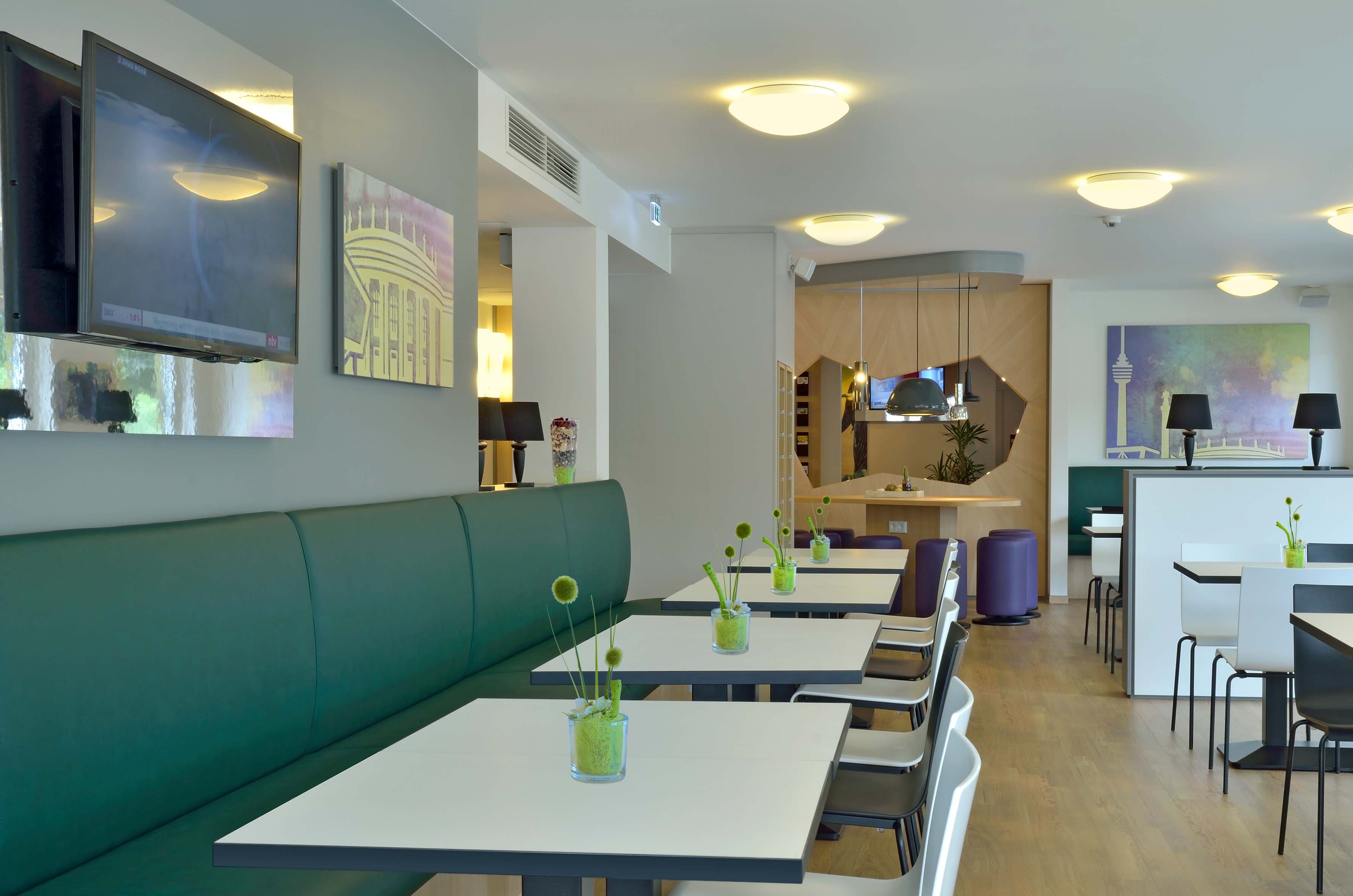 B&B Hotel Stuttgart-Vaihingen Ansicht 9