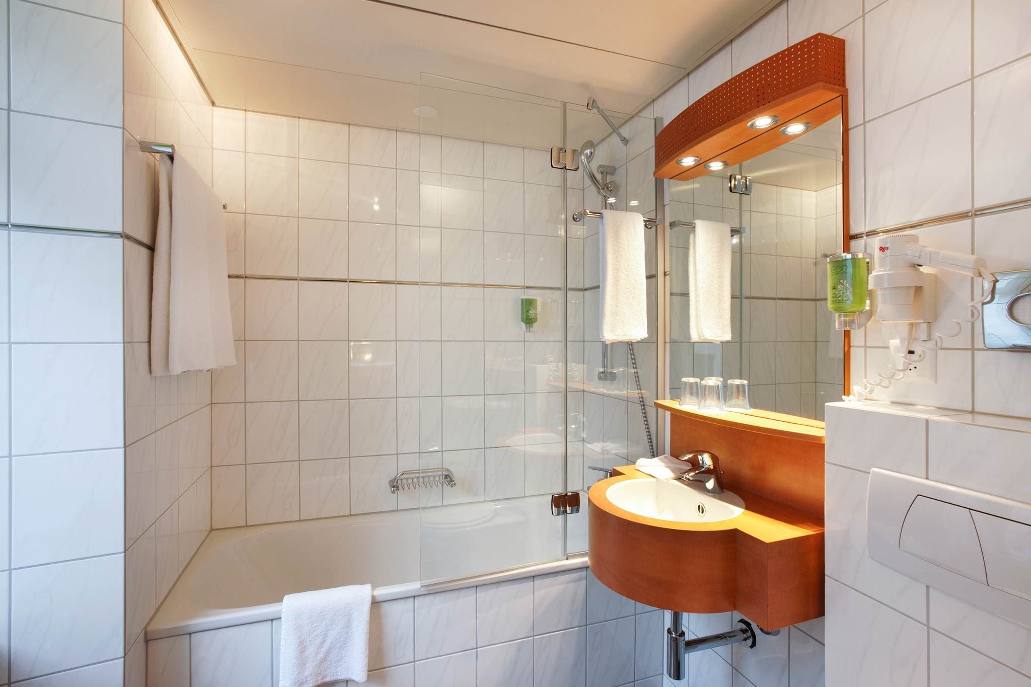 Hotel ibis Styles Luzern City Ansicht 4