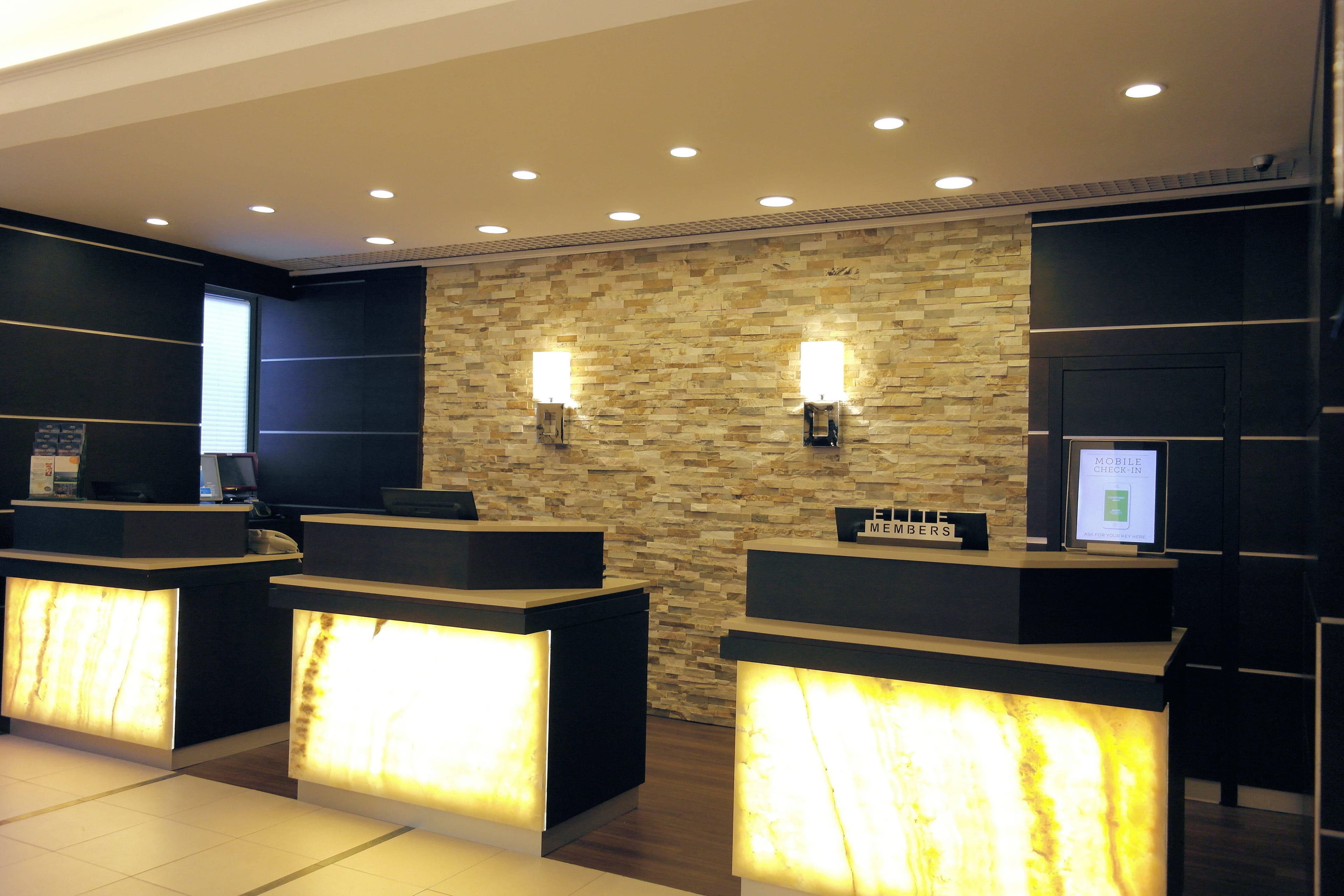 Courtyard by Marriott Düsseldorf Seestern Ansicht 8