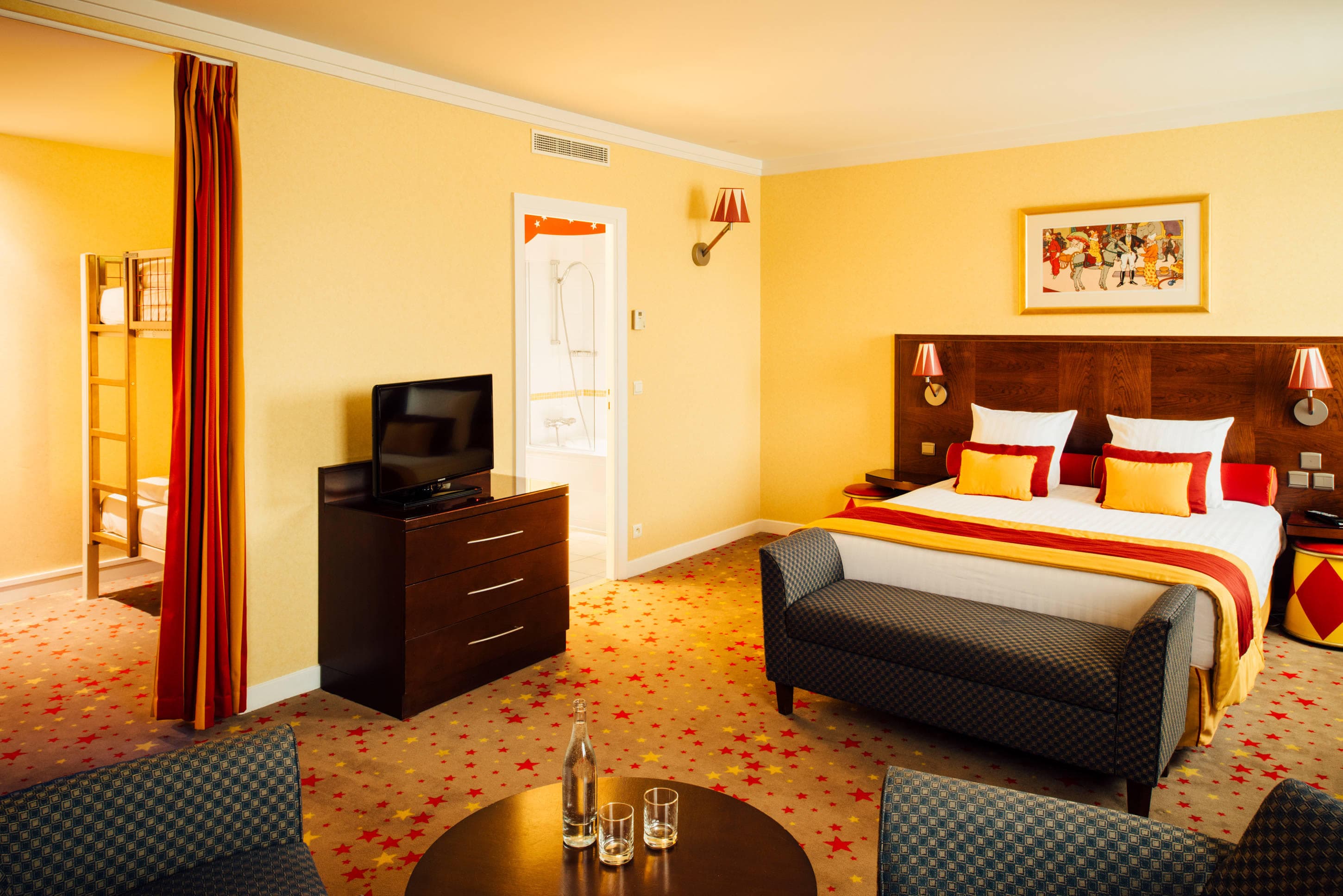 Grand Magic Hotel Ansicht 5