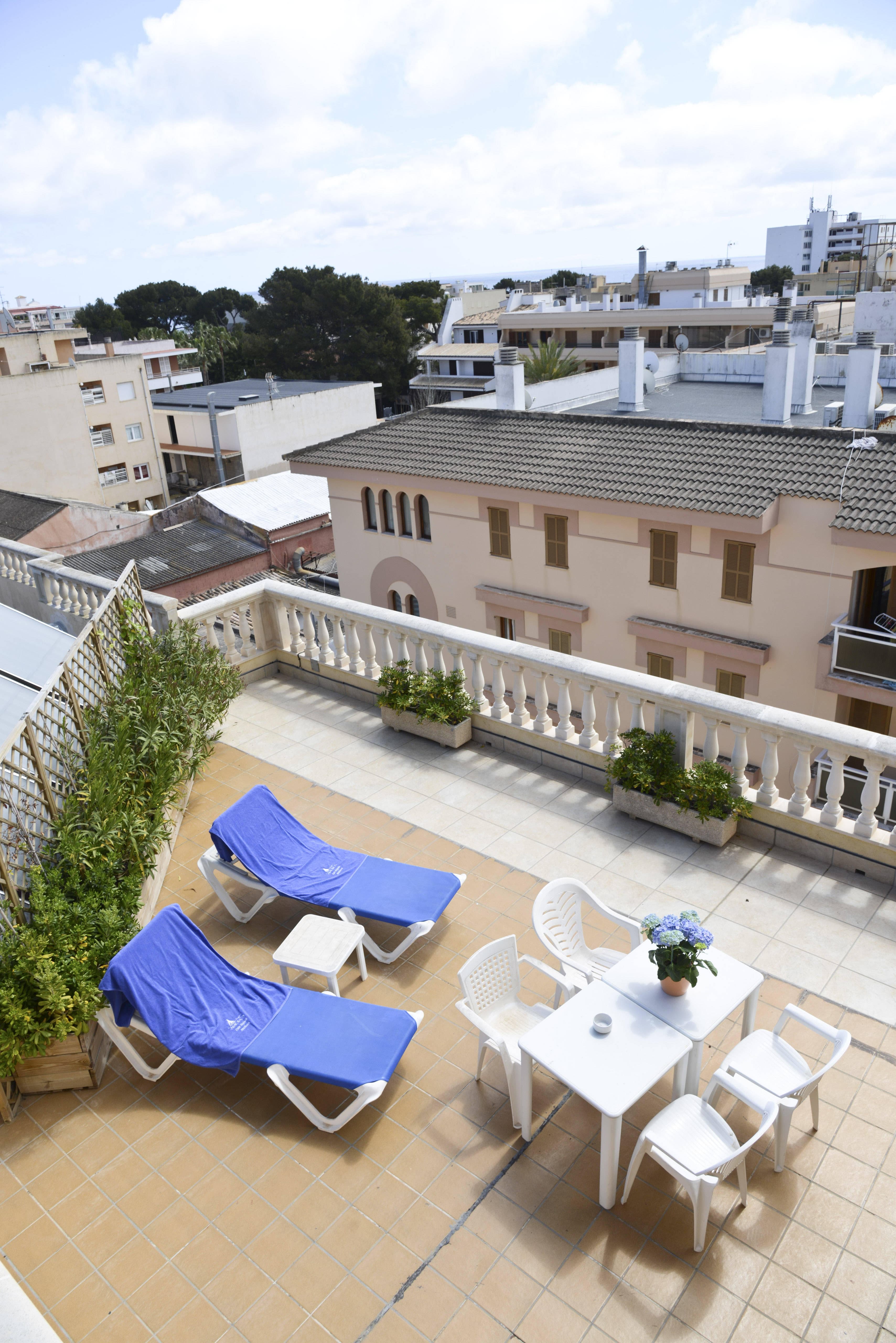 Hotel Amoros Ansicht 4
