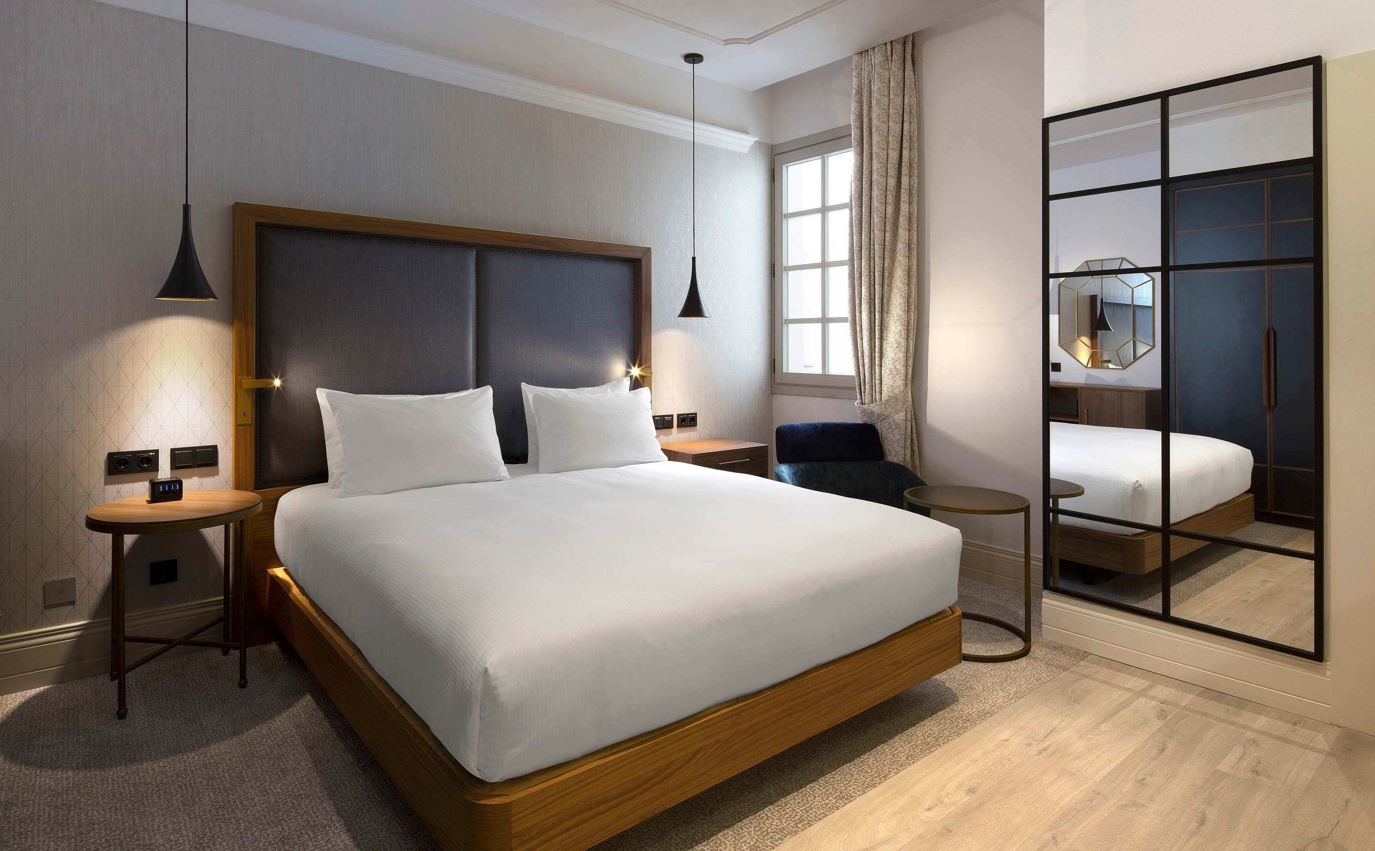 DoubleTree by Hilton Madrid - Prado Ansicht 4