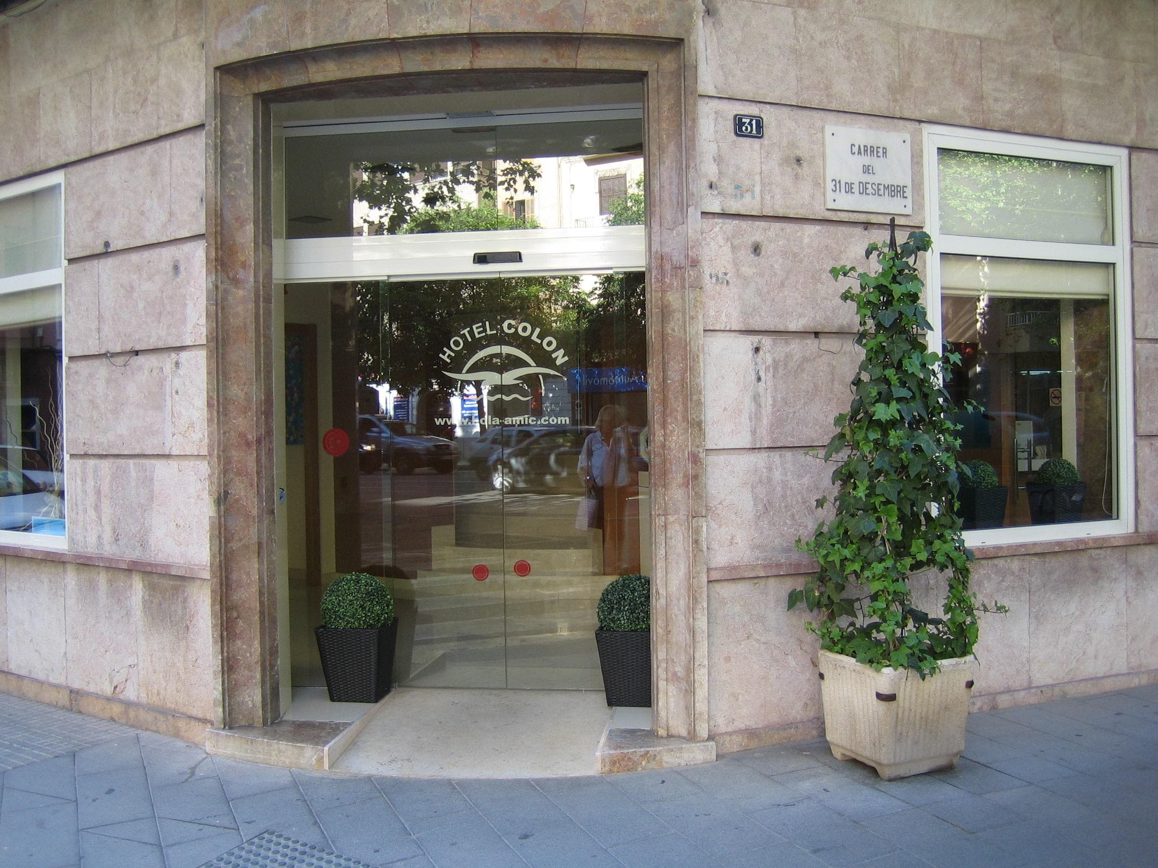 Hotel Amic Colon Ansicht 6