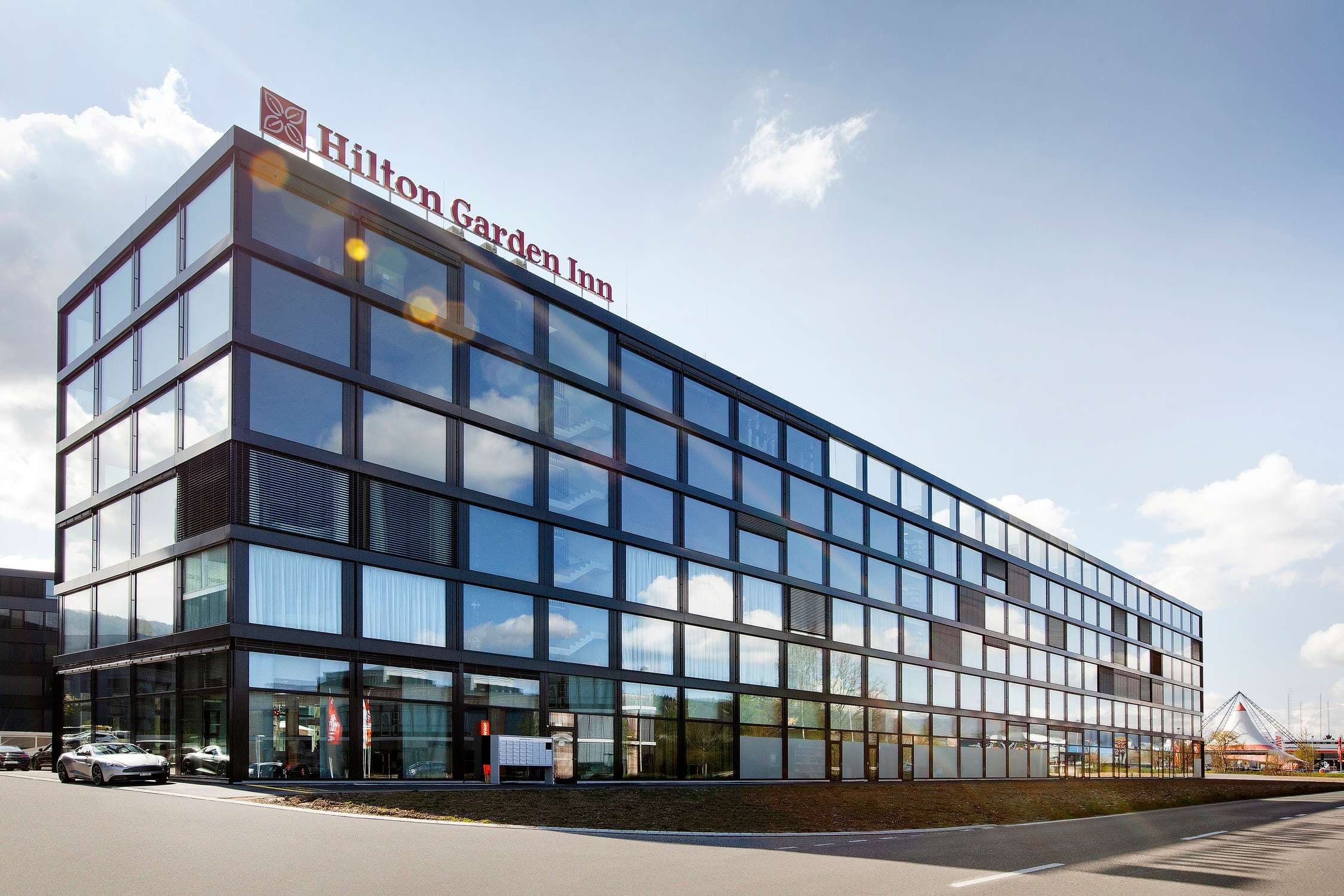 Hilton Garden Inn Zurich Limmattal Ansicht 2