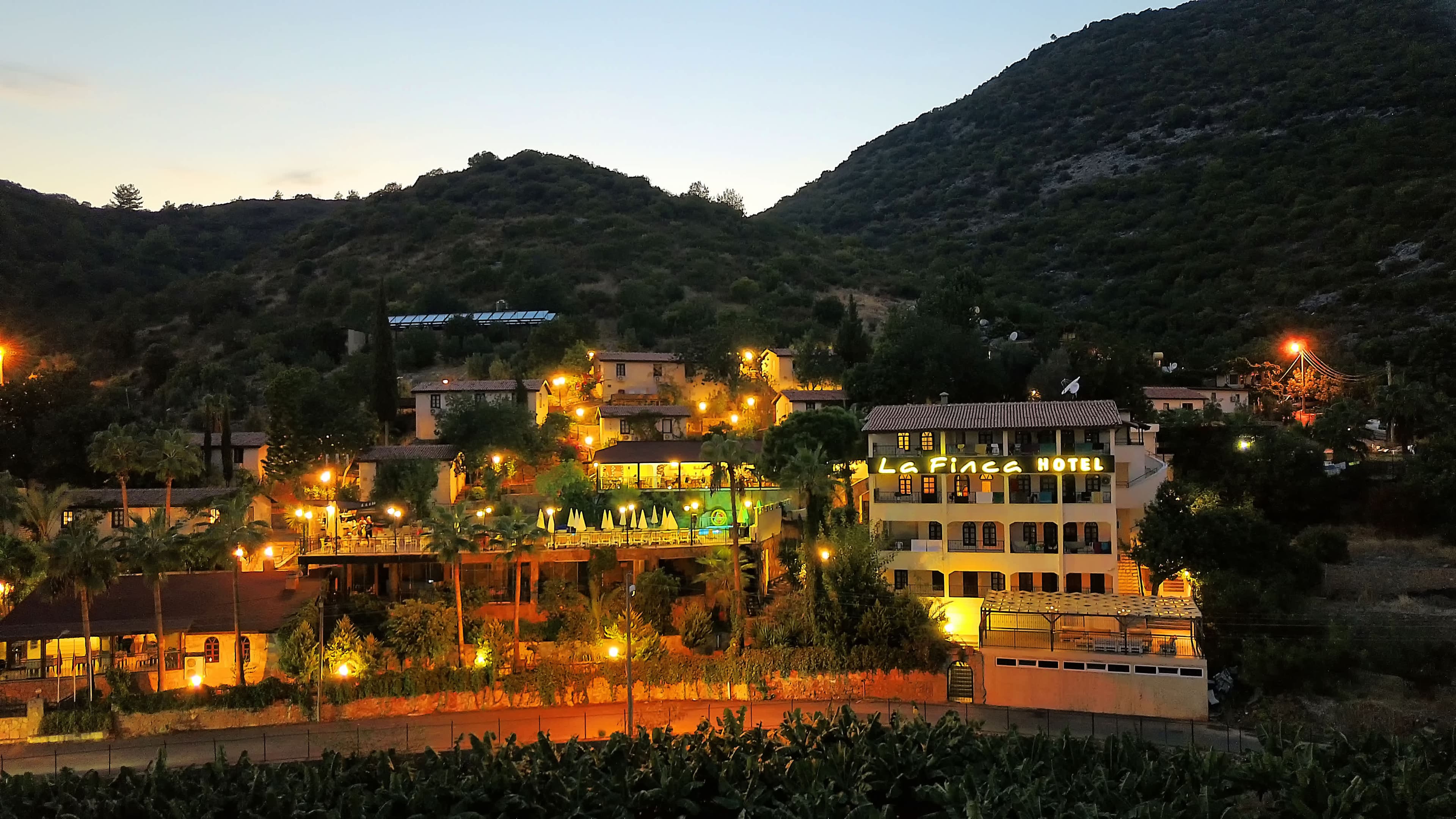 Illusion Beach & Club Hotel Ansicht 2