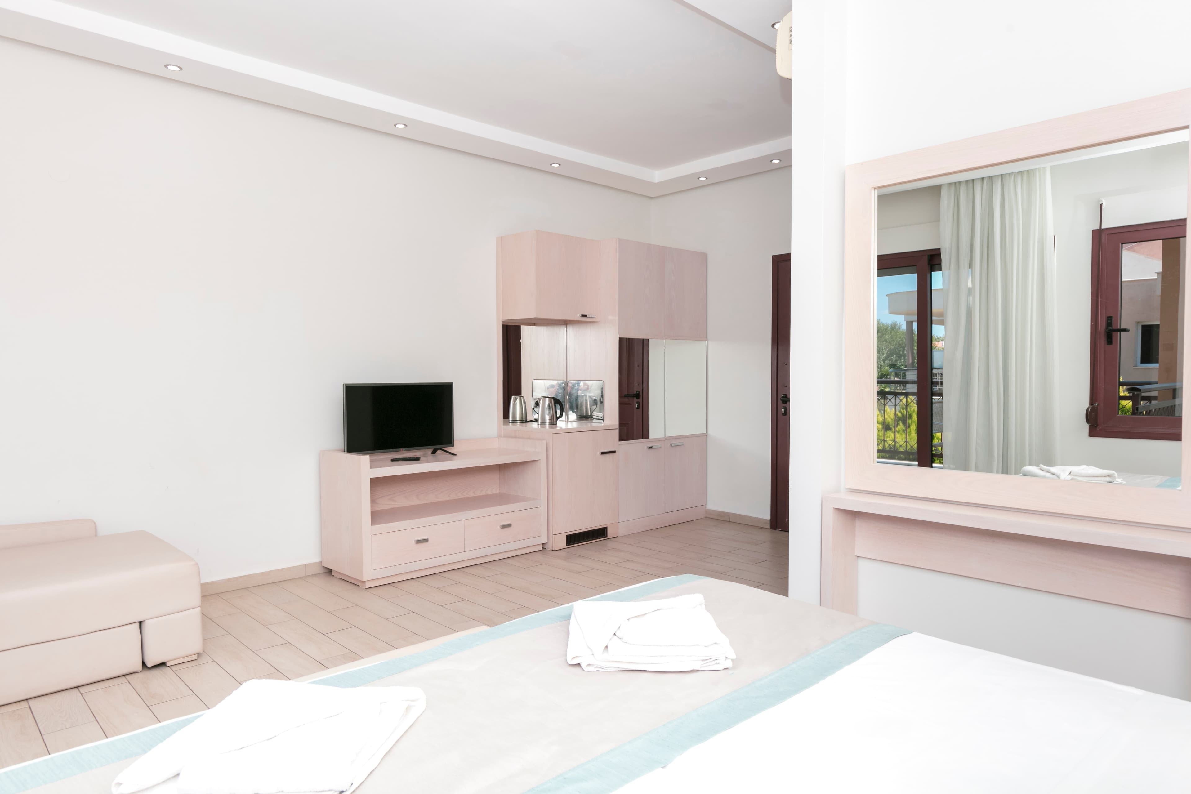 Mediterranean Beach Hotel Ansicht 5