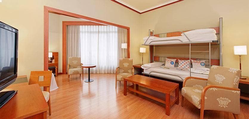Hotel Plaza de España by Melia Ansicht 8