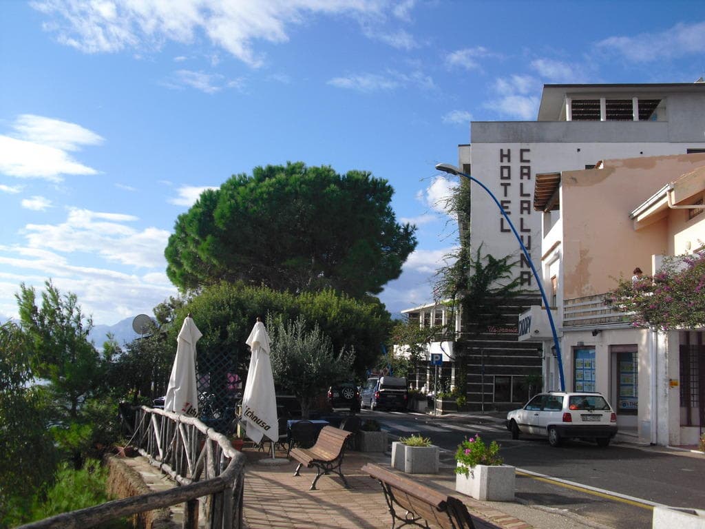 Hotel Cala Luna