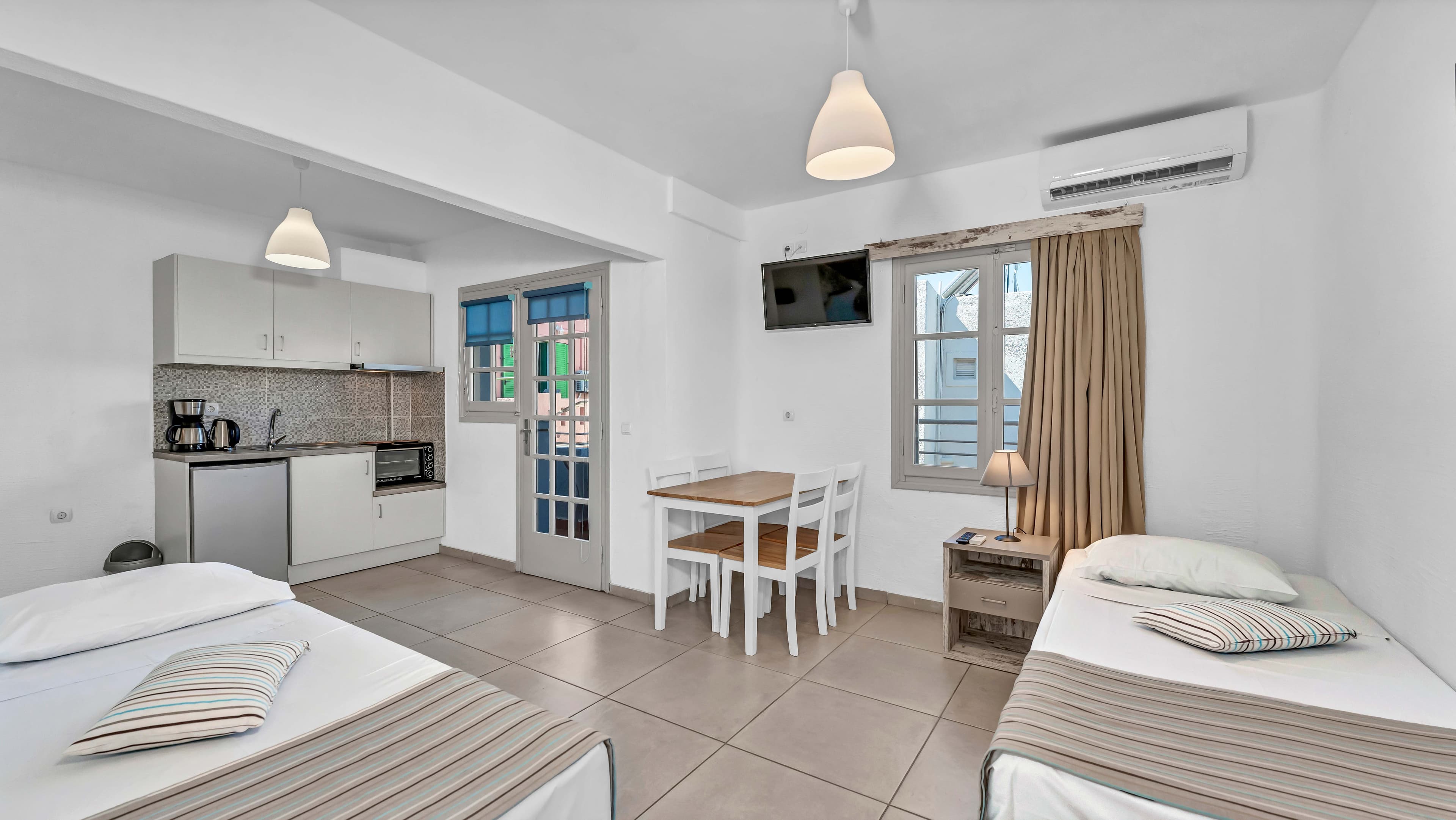 Erato Hotel Ansicht 6