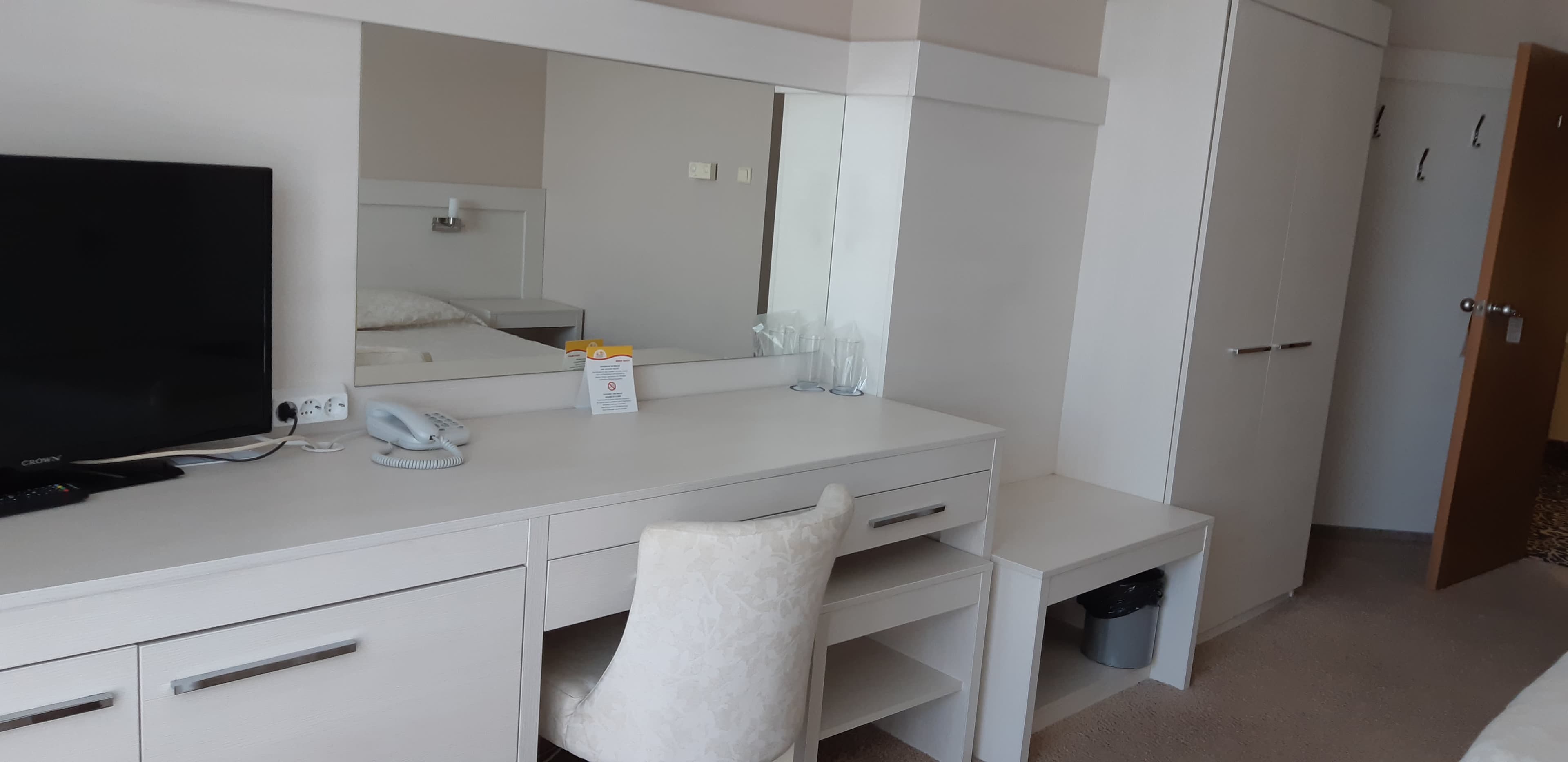 Hotel Sineva Beach Ansicht 5
