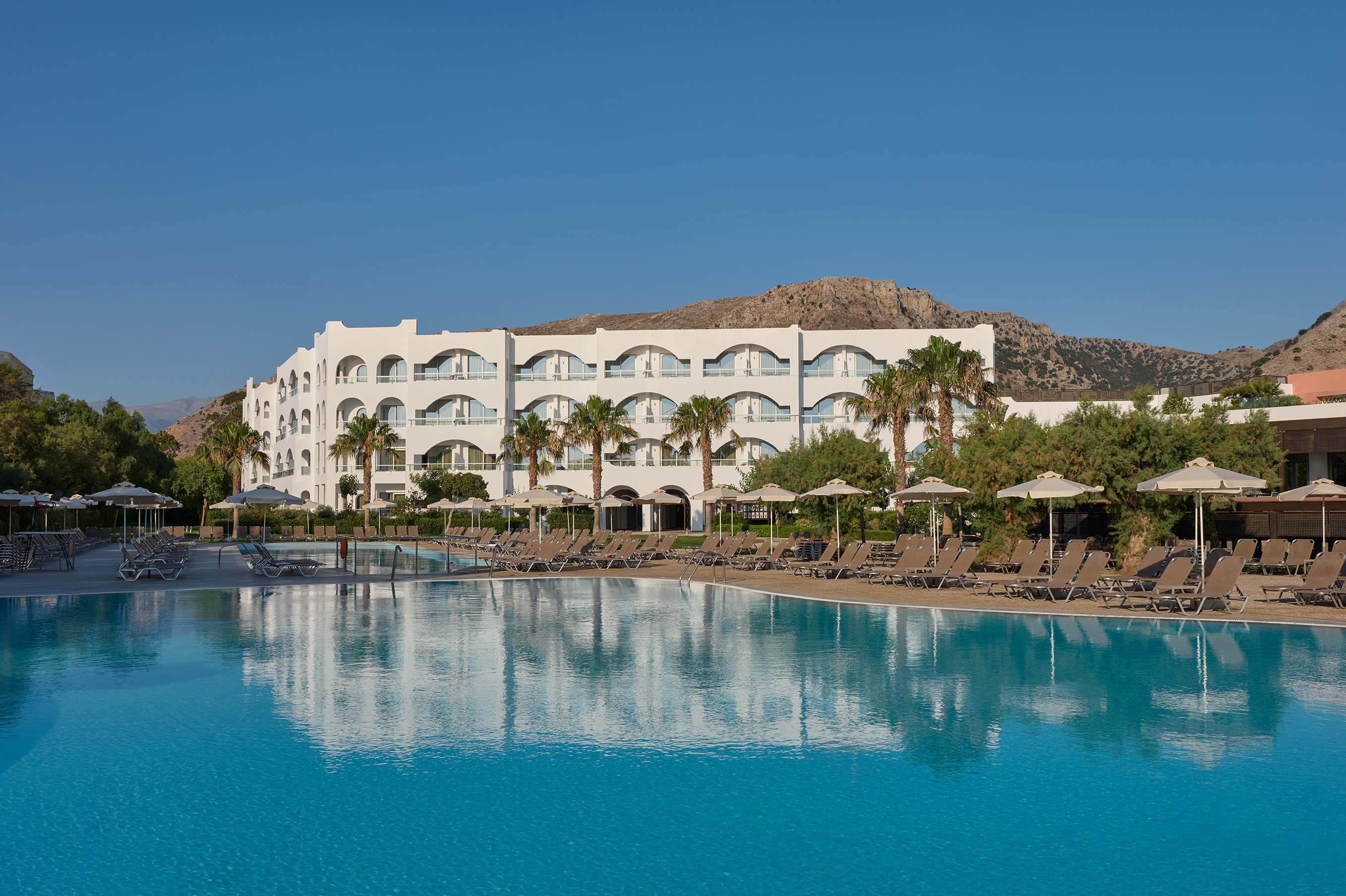 Atlantica Akti Zeus Hotel