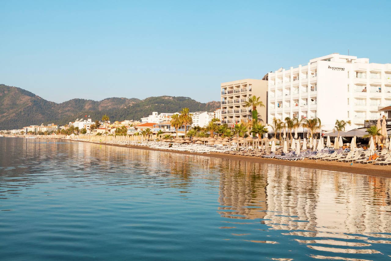 The Beachfront Hotel Ansicht 3