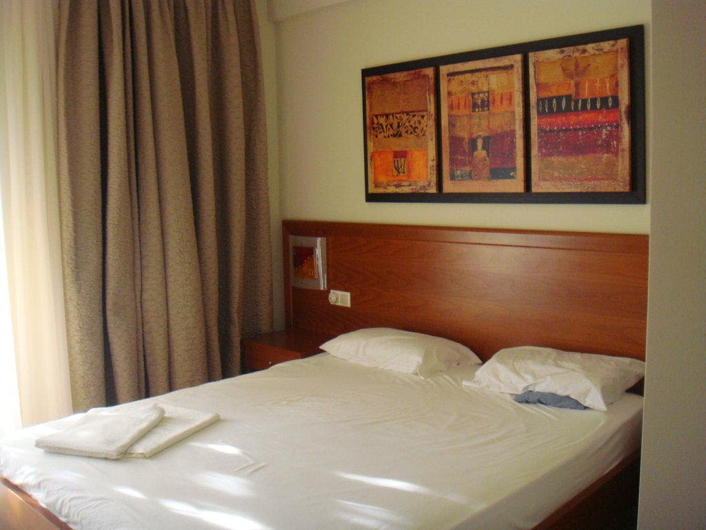 Sandy Beach Hotel & Family Suites Ansicht 4