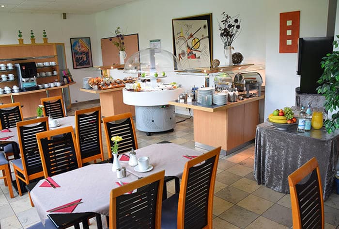 ECONTEL Hotel München Ansicht 7